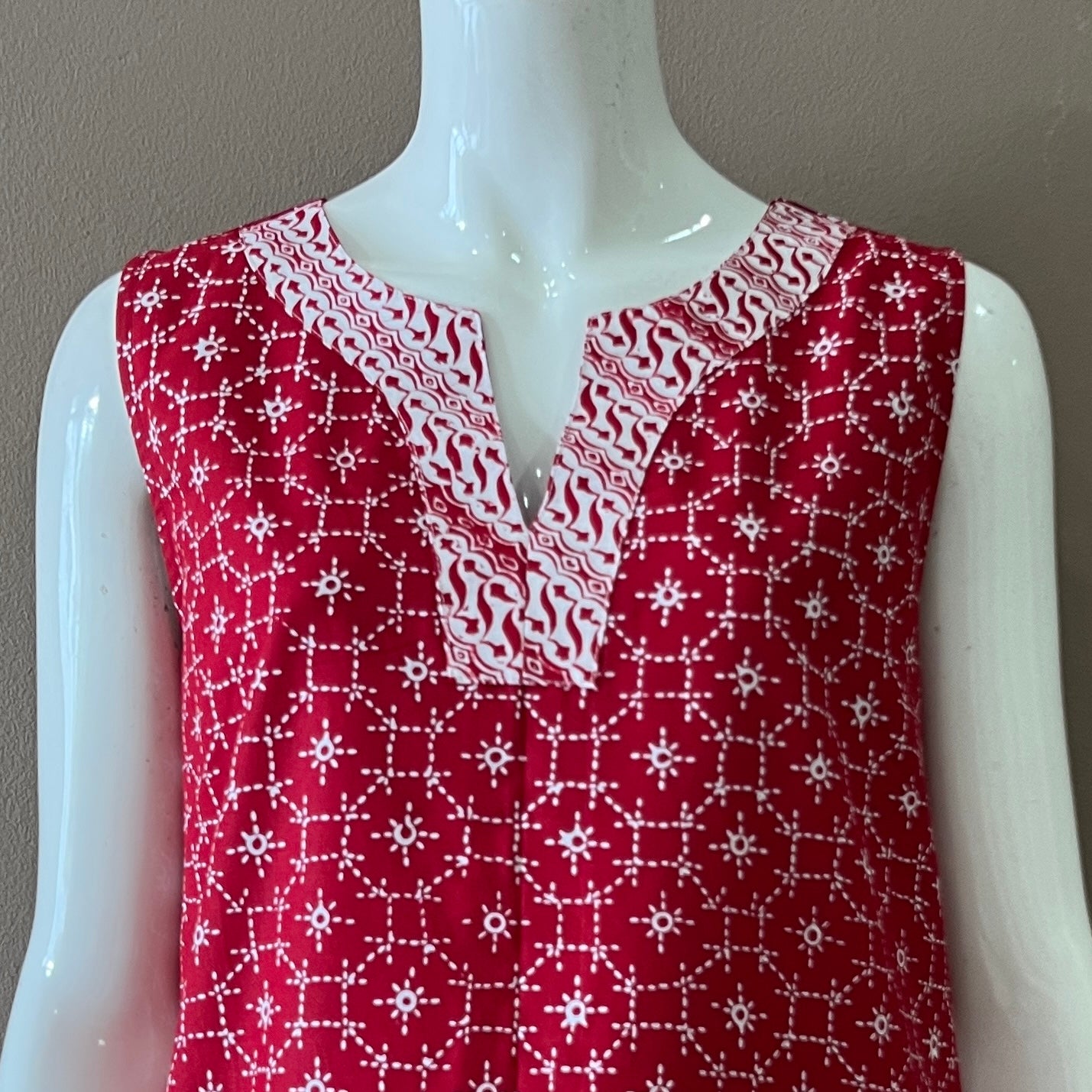 Classic Sleeveless Dress