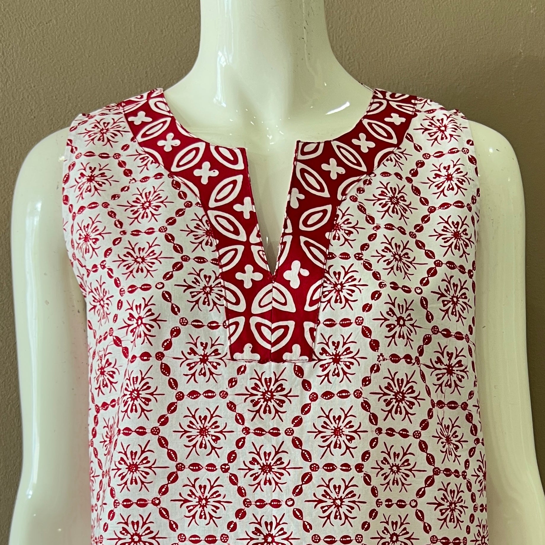 Classic Sleeveless Dress
