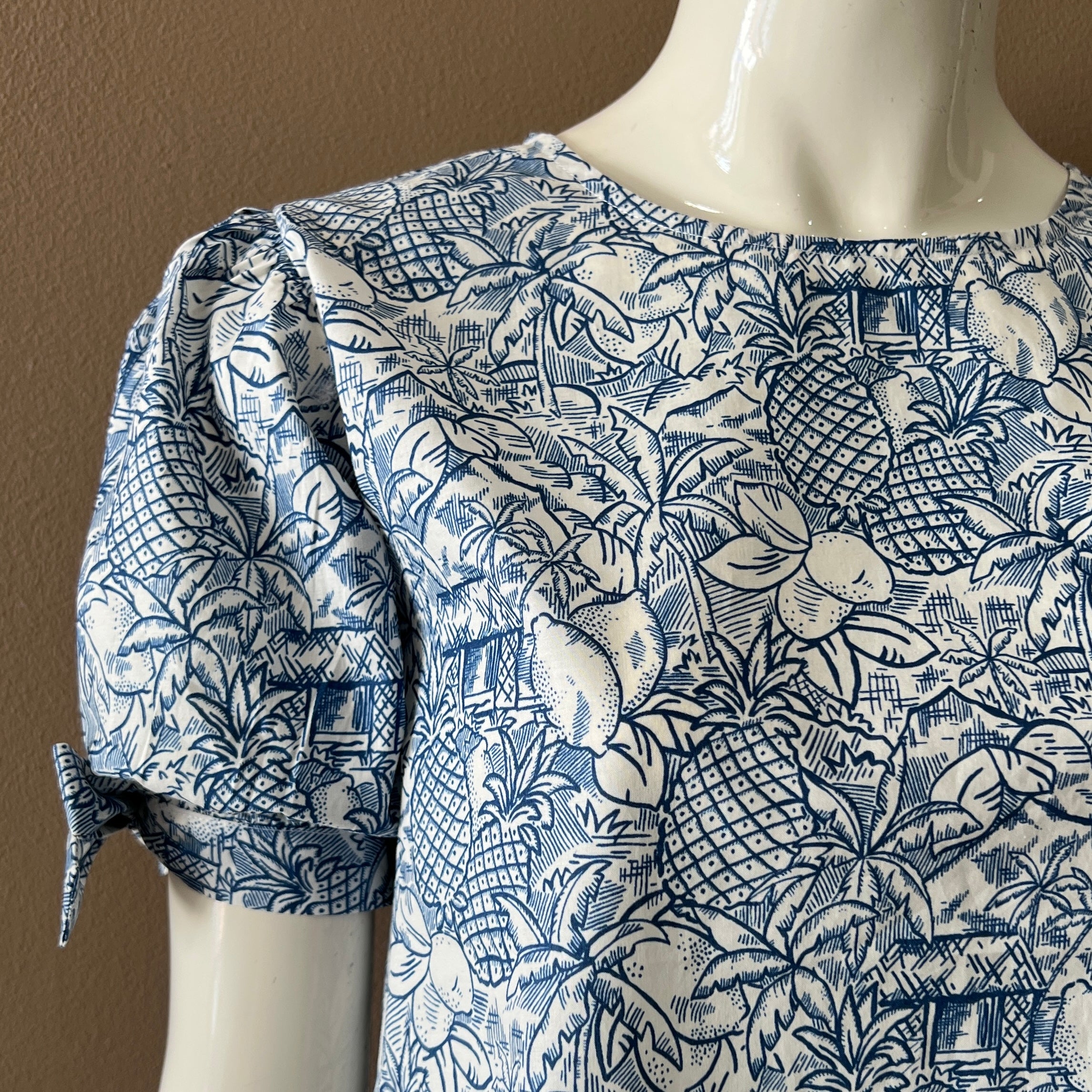 JP Top with puff sleeve