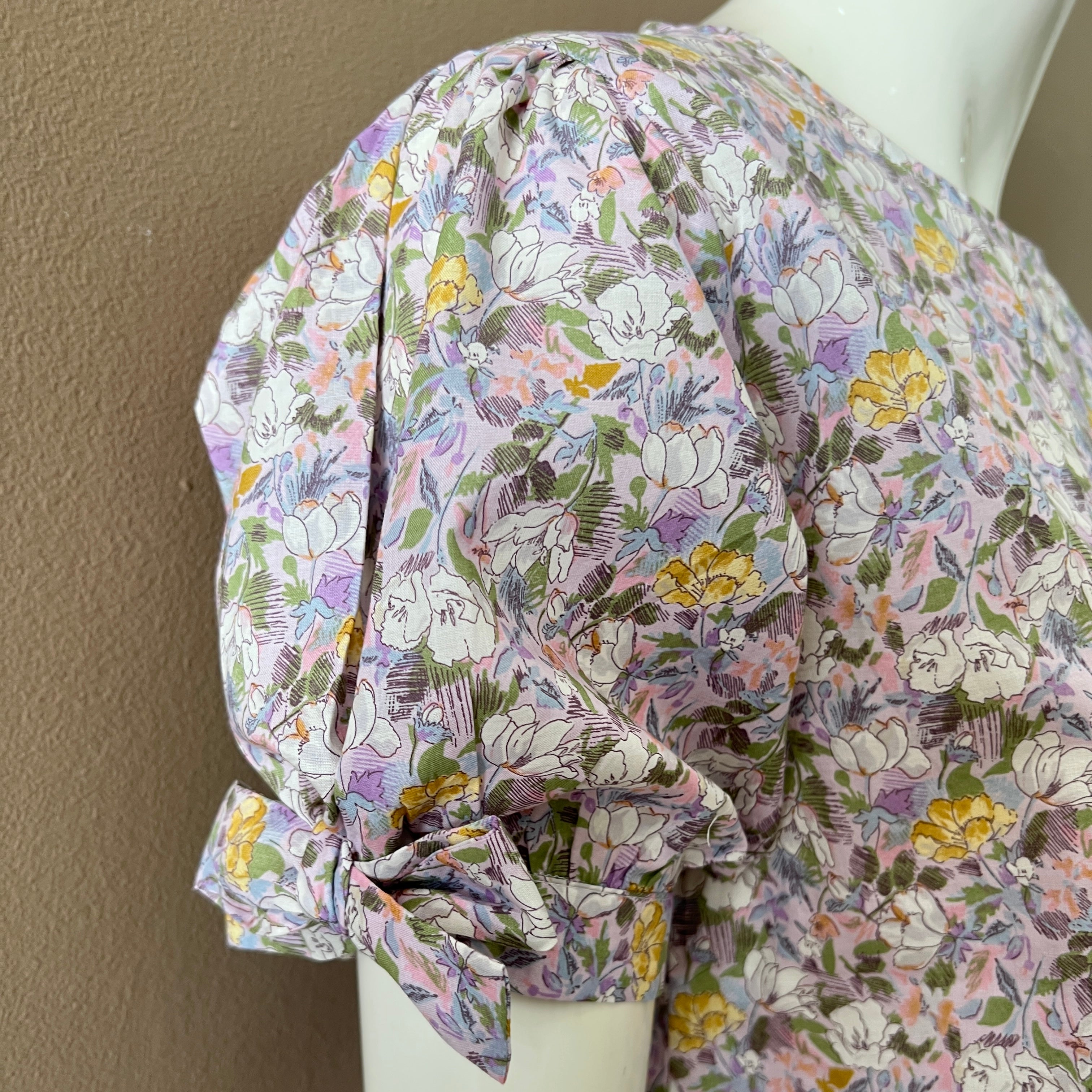 JP Top with puff sleeve