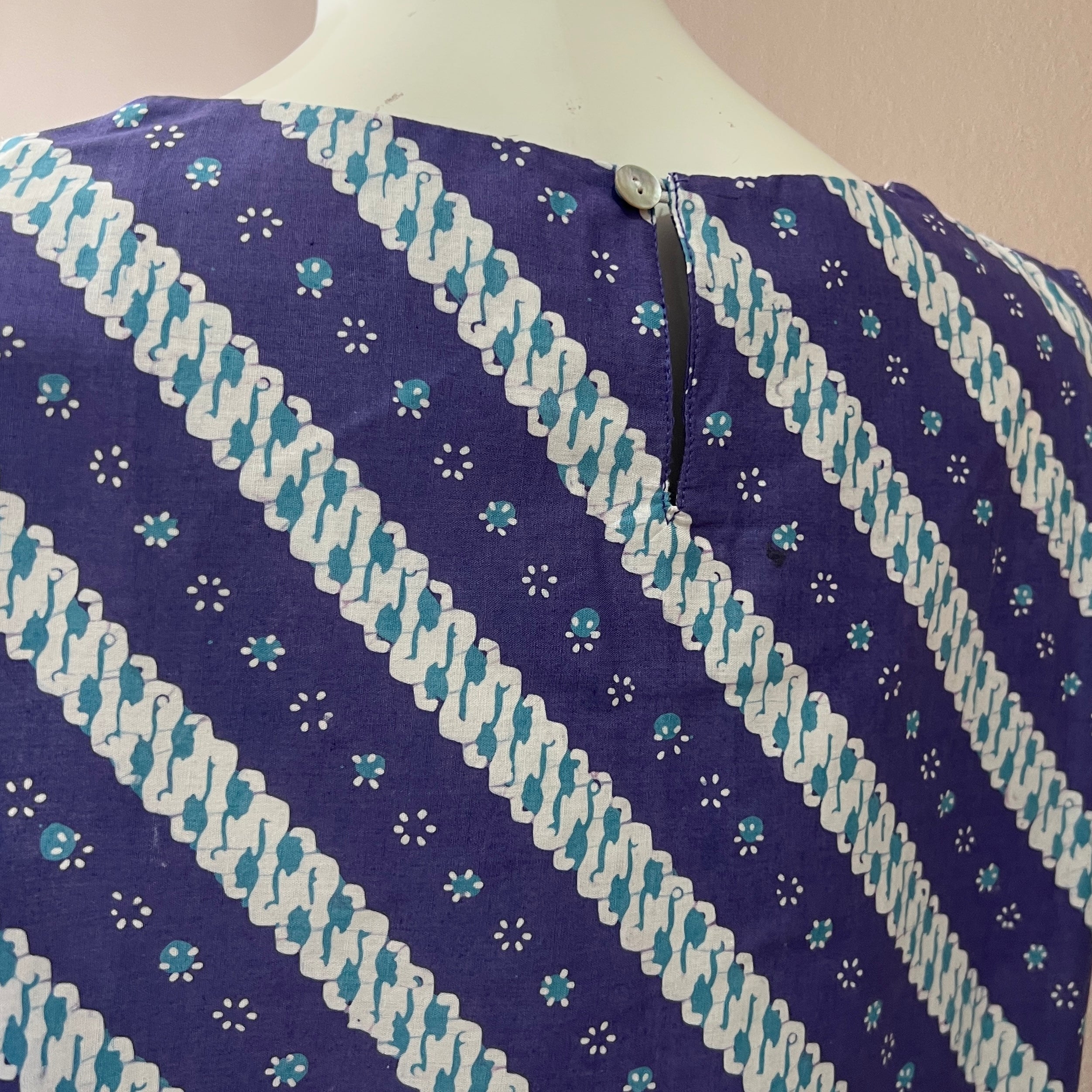 Sleeveless Top - XL