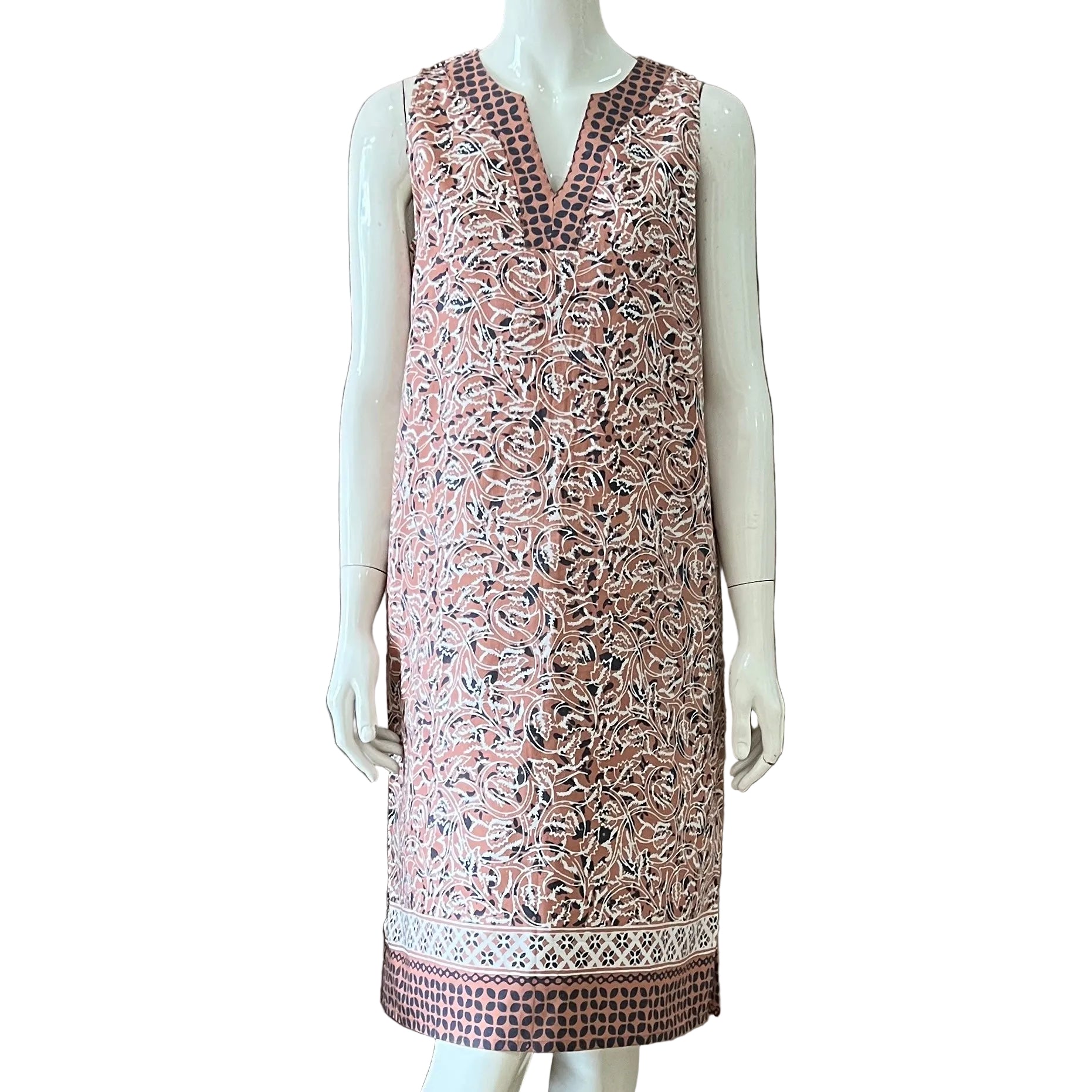 Classic Sleeveless Dress - S