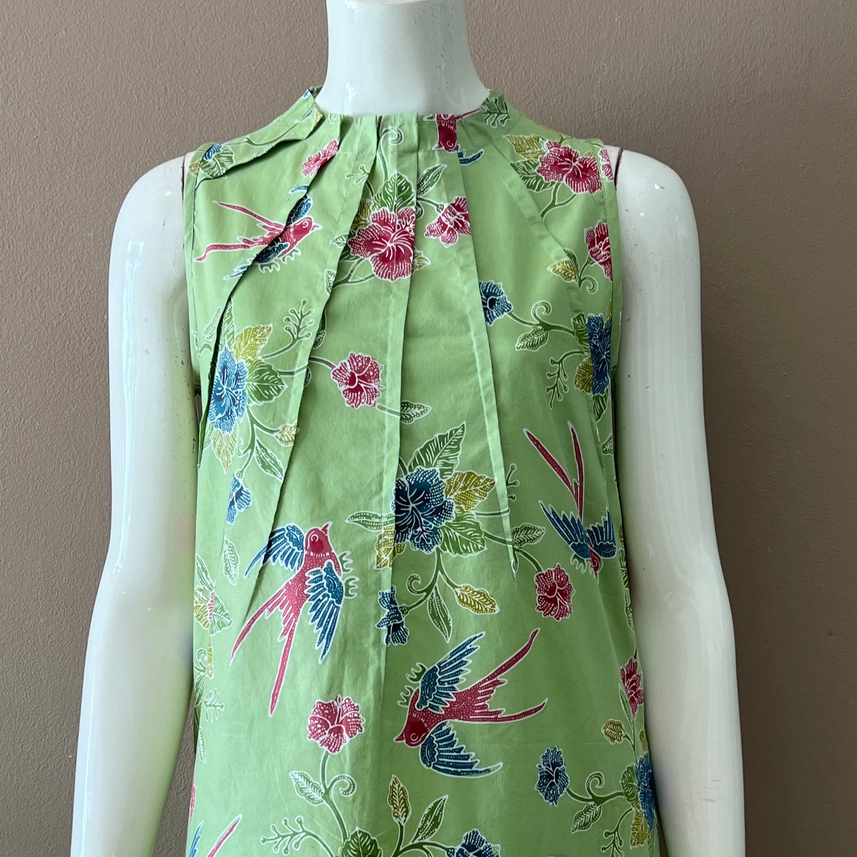 Ruffle Neck Maxi Dress XS