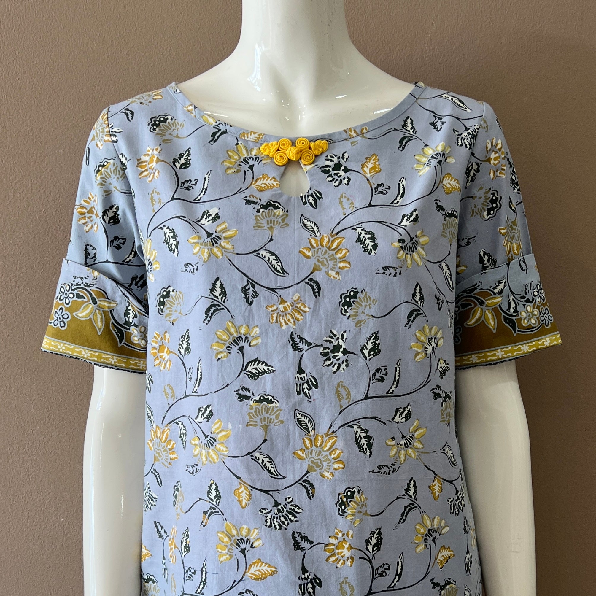 Flip Sleeve Dress - S