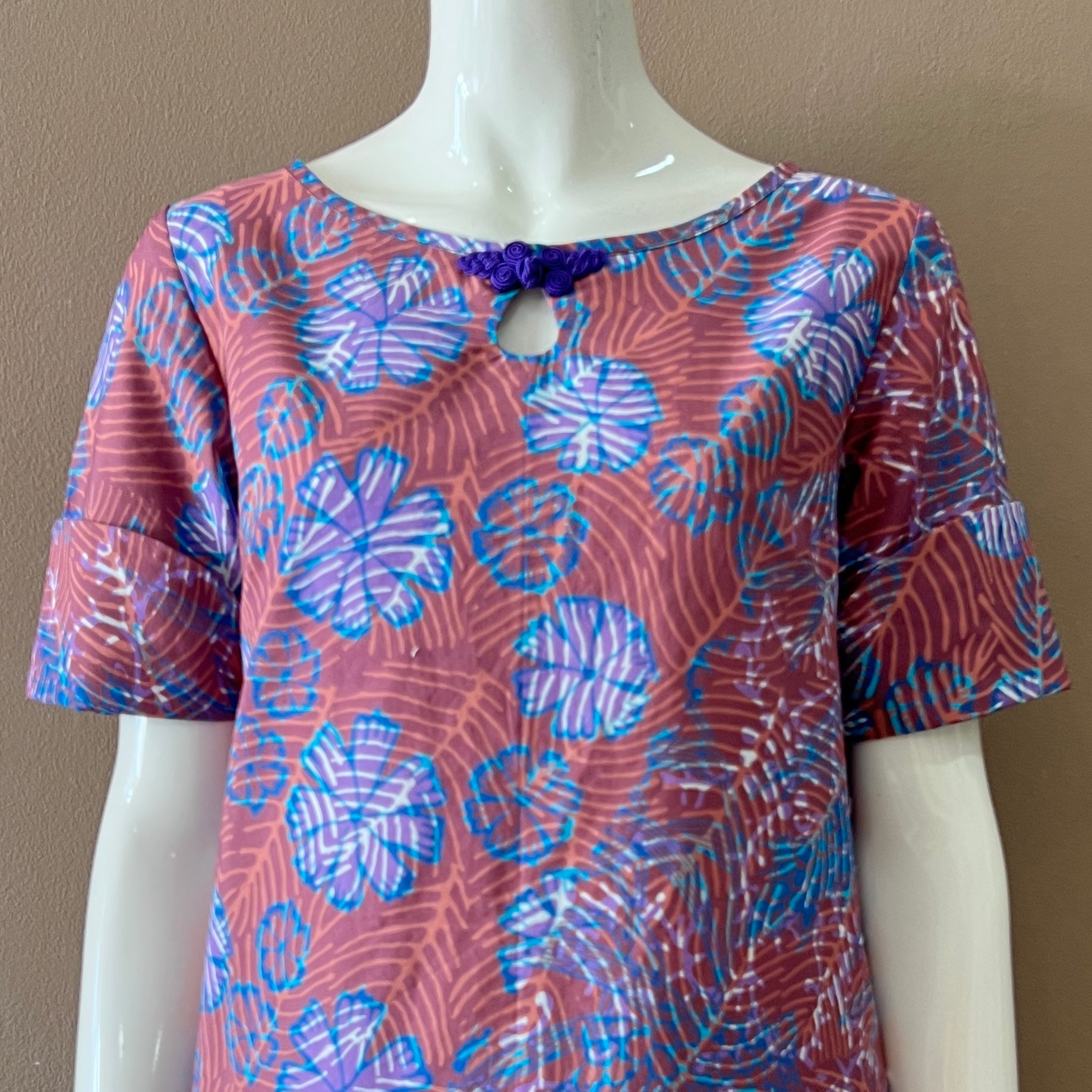 Flip Sleeve Dress - S