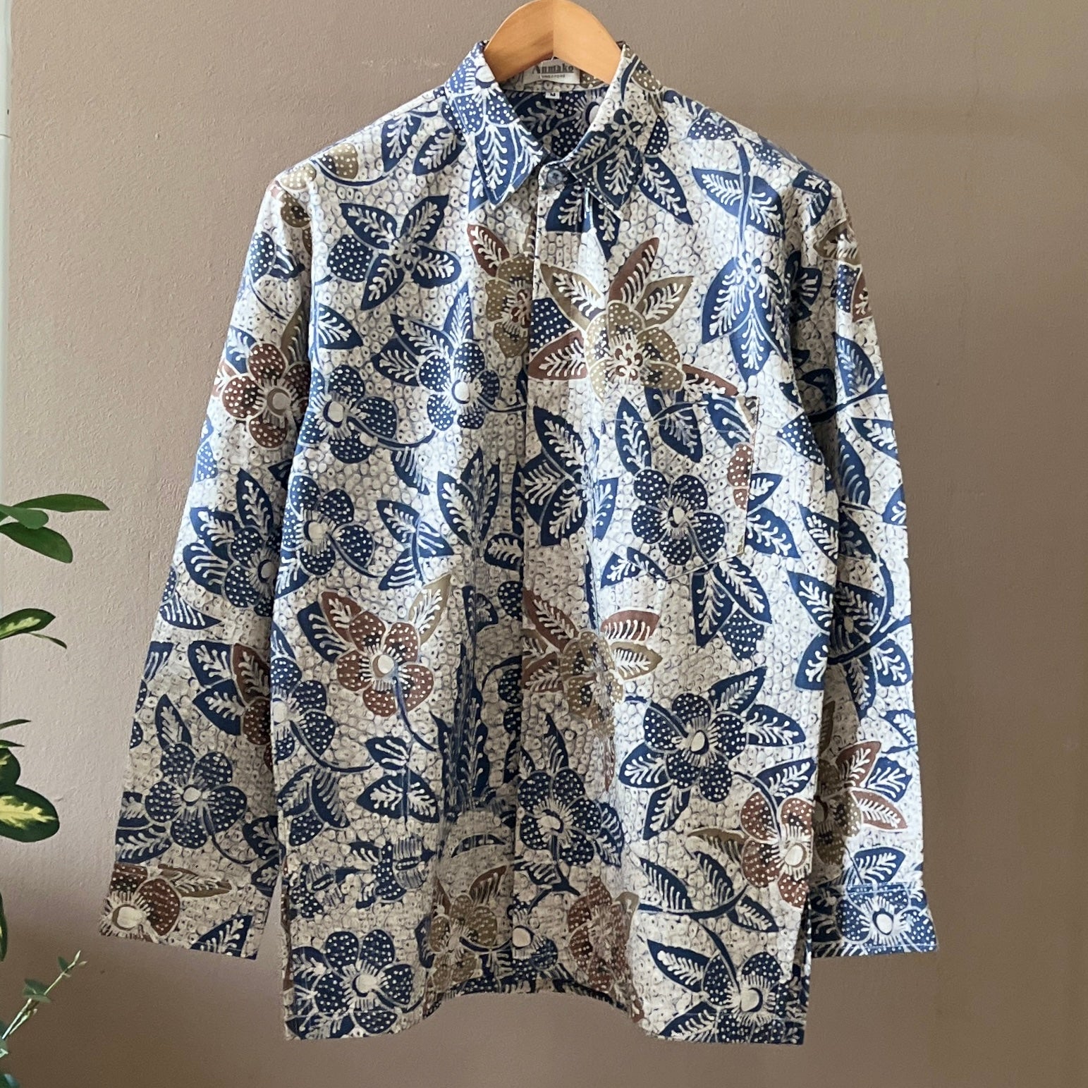Premium Batik Tulis Select Men's Long Sleeve Shirt - M