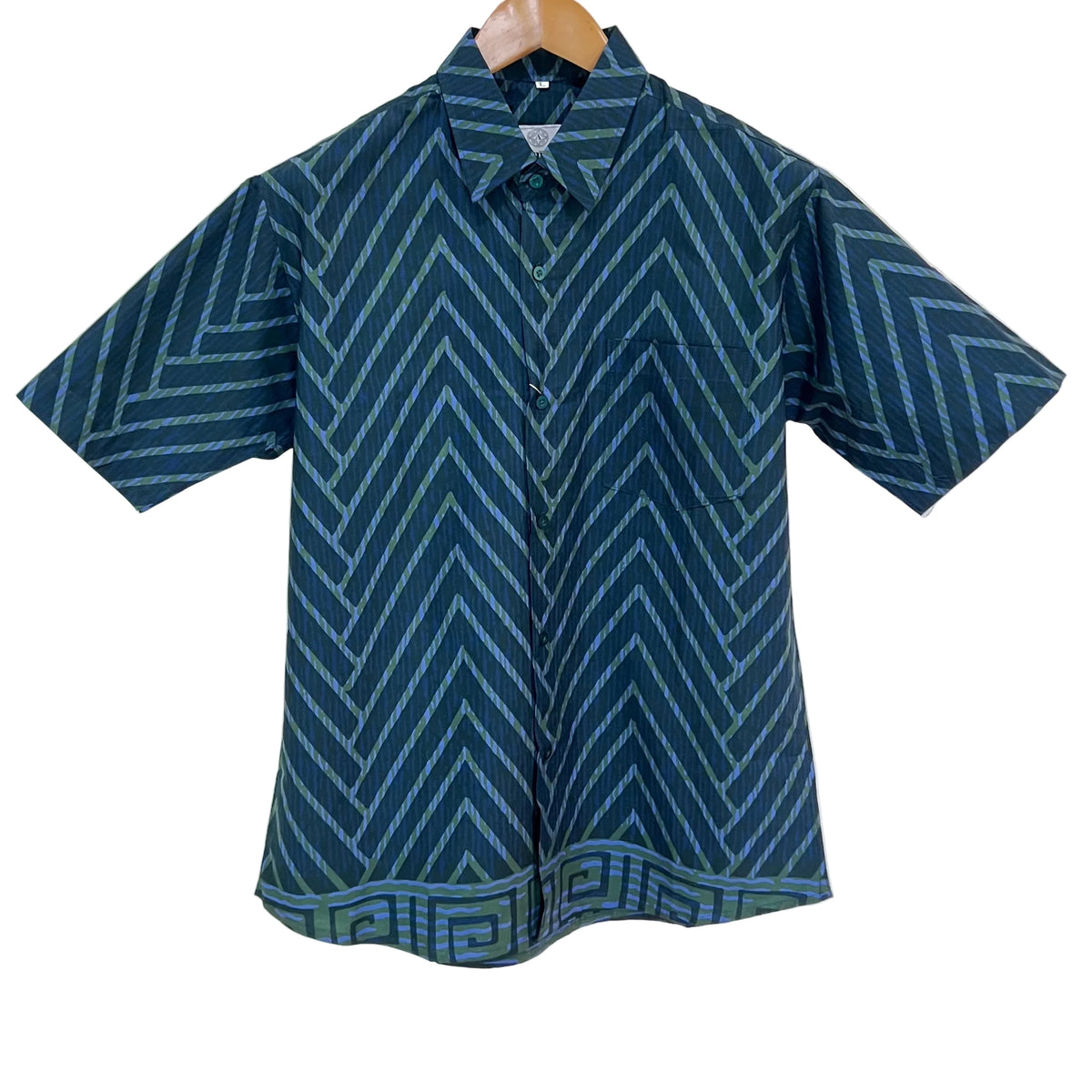 Batik Men's Short Sleeve Shirt