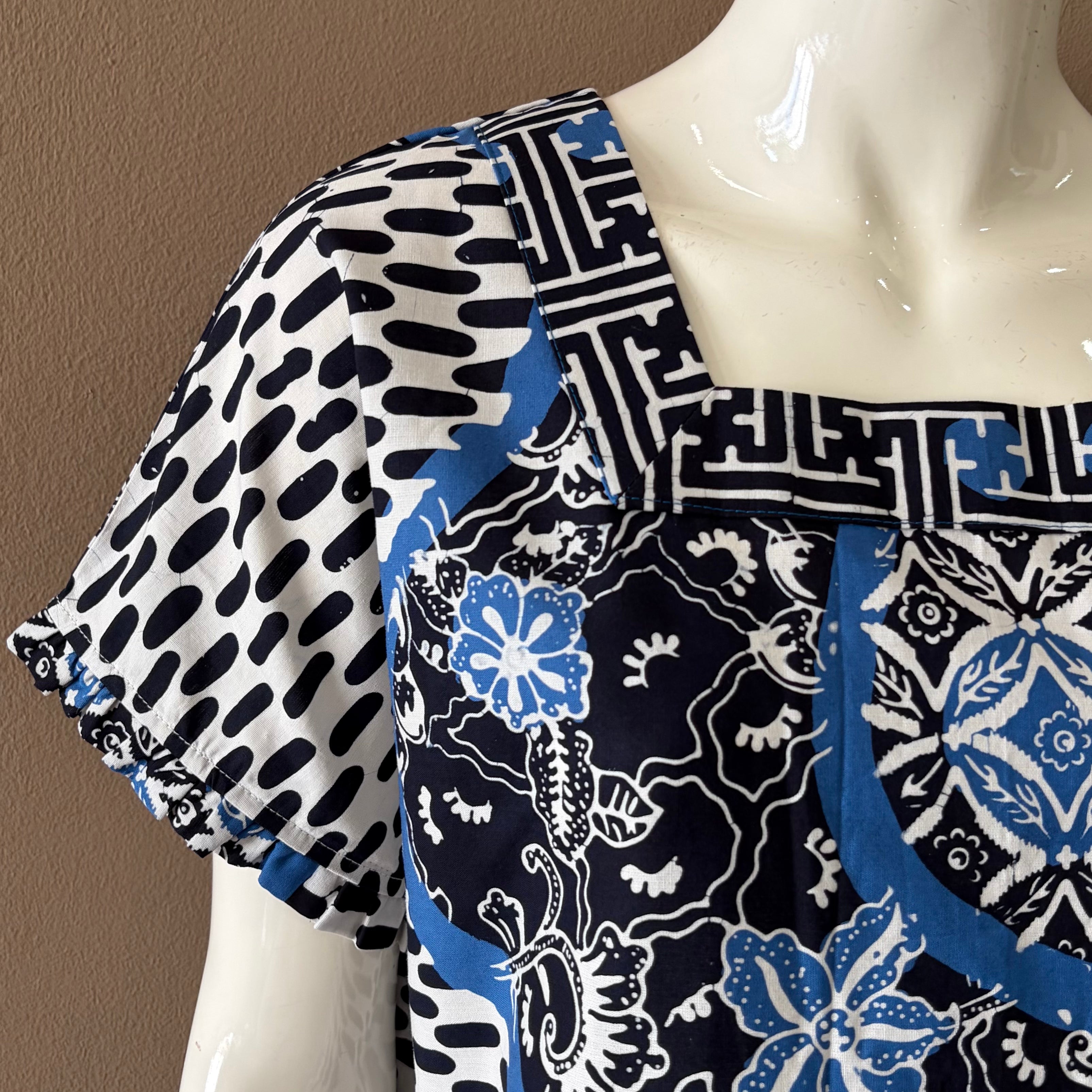 Square Neck Dress L