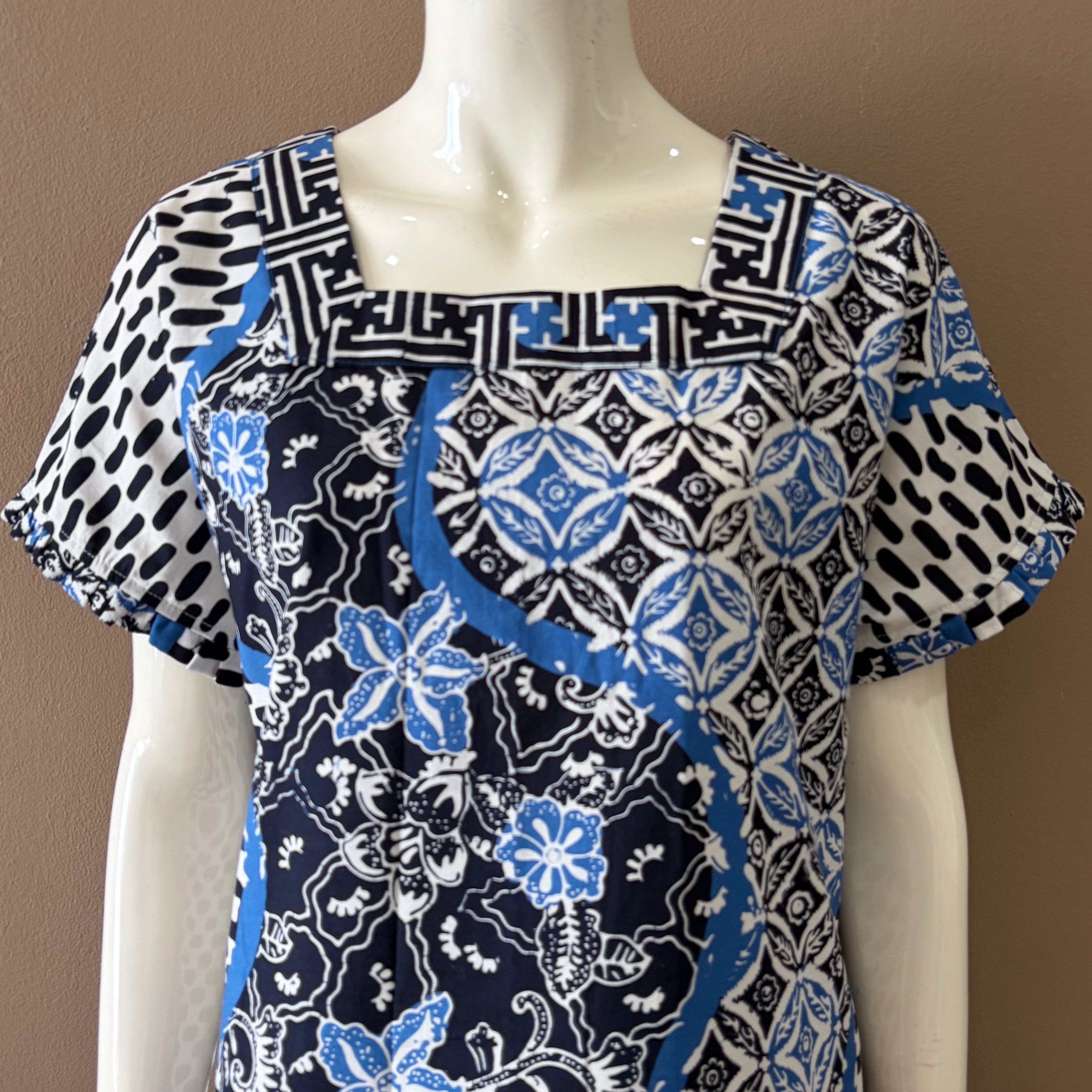 Square Neck Dress L