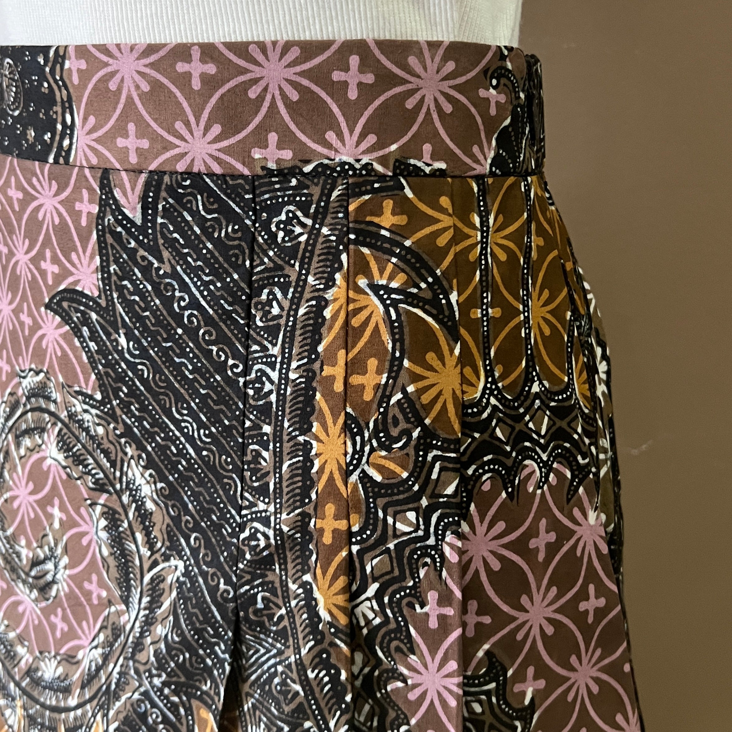 Side Pleated Skirt - XL