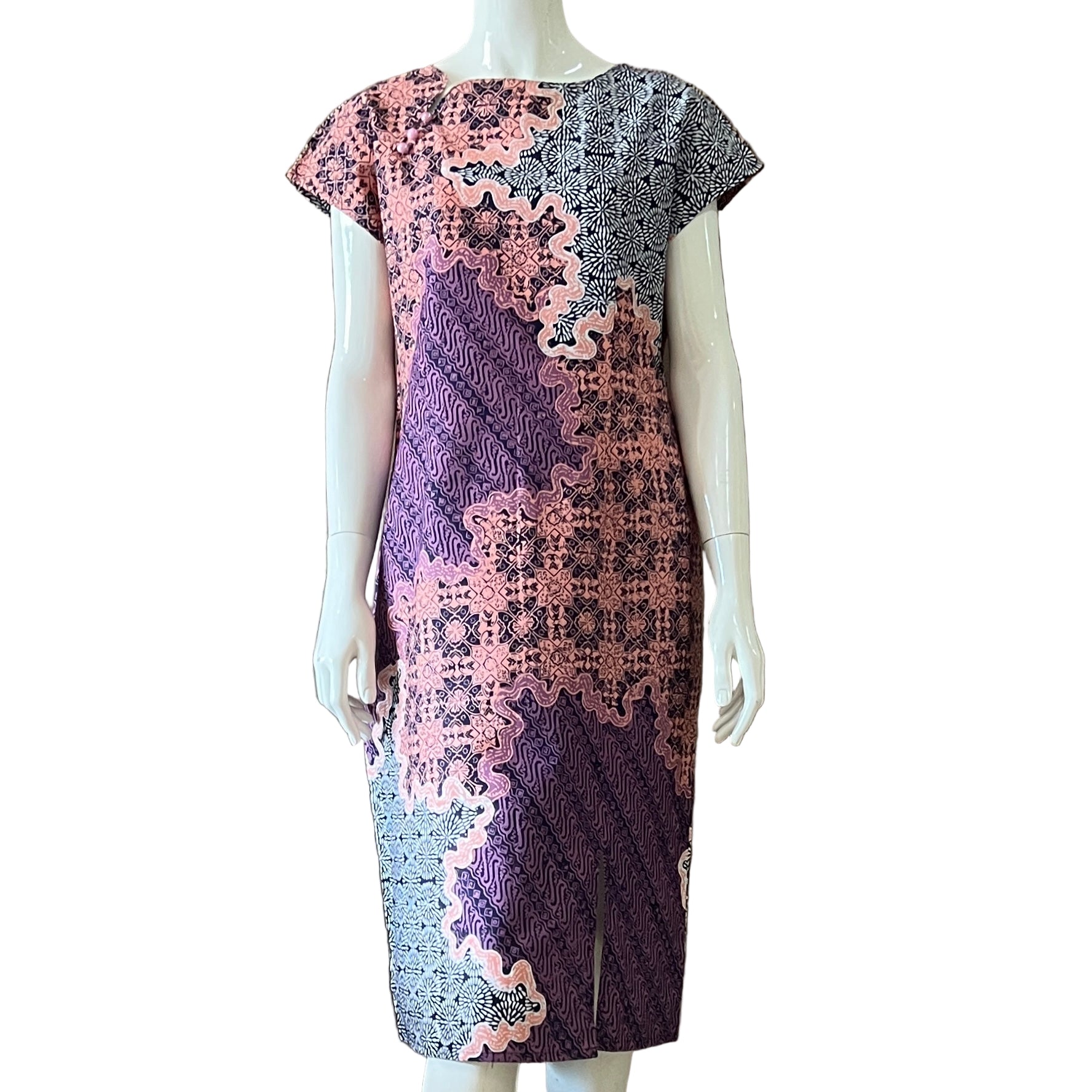 3 Button Slim Fit Dress - M