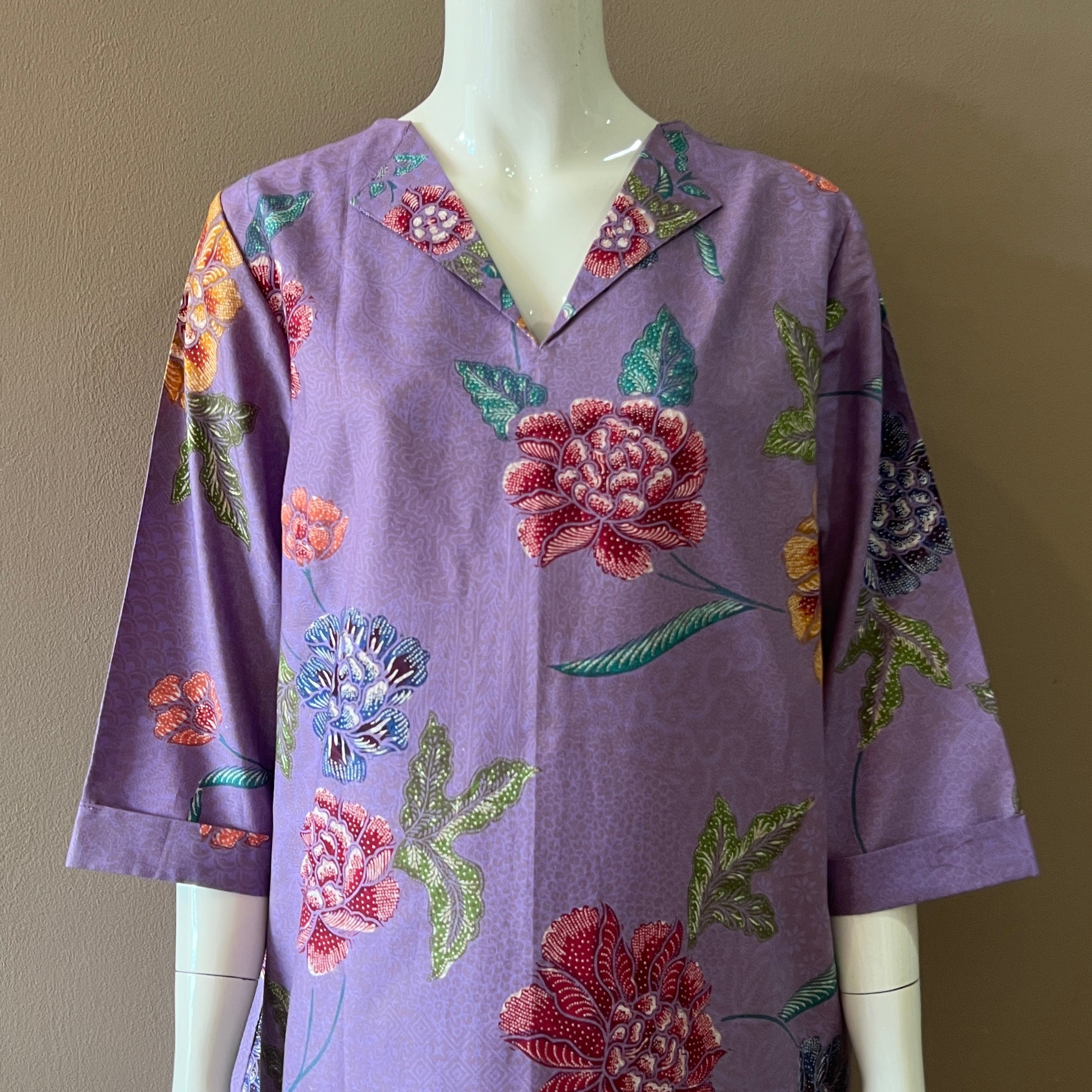 V Neck dress w/ collar - XL