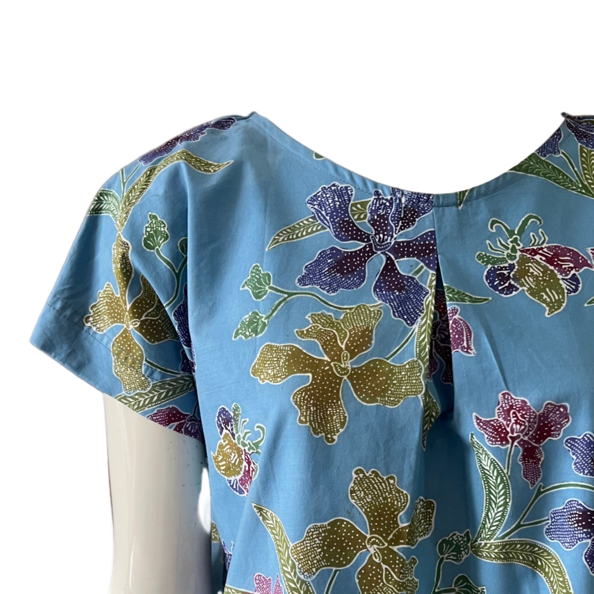 V Neck Tuck Dress - S