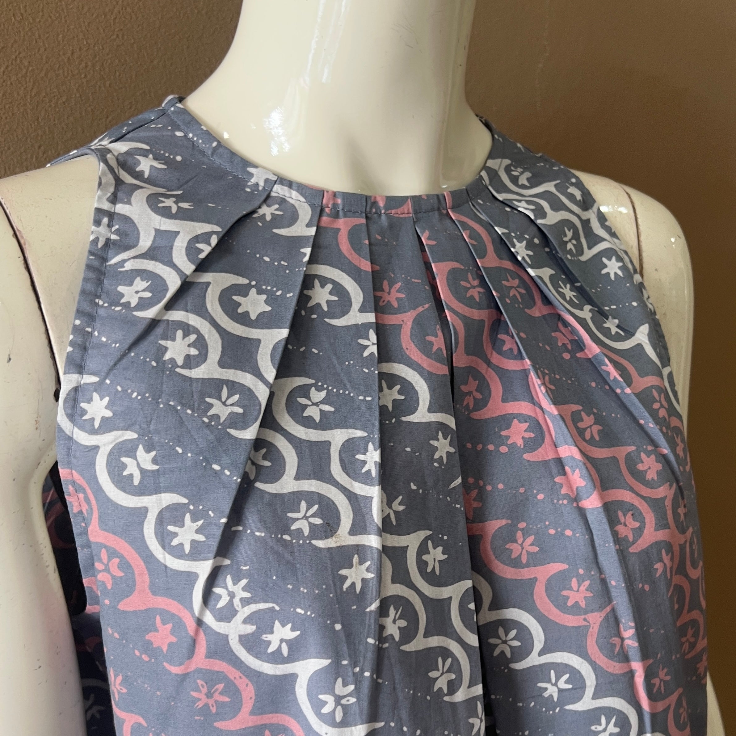 Ruffle Neck Tunic - M