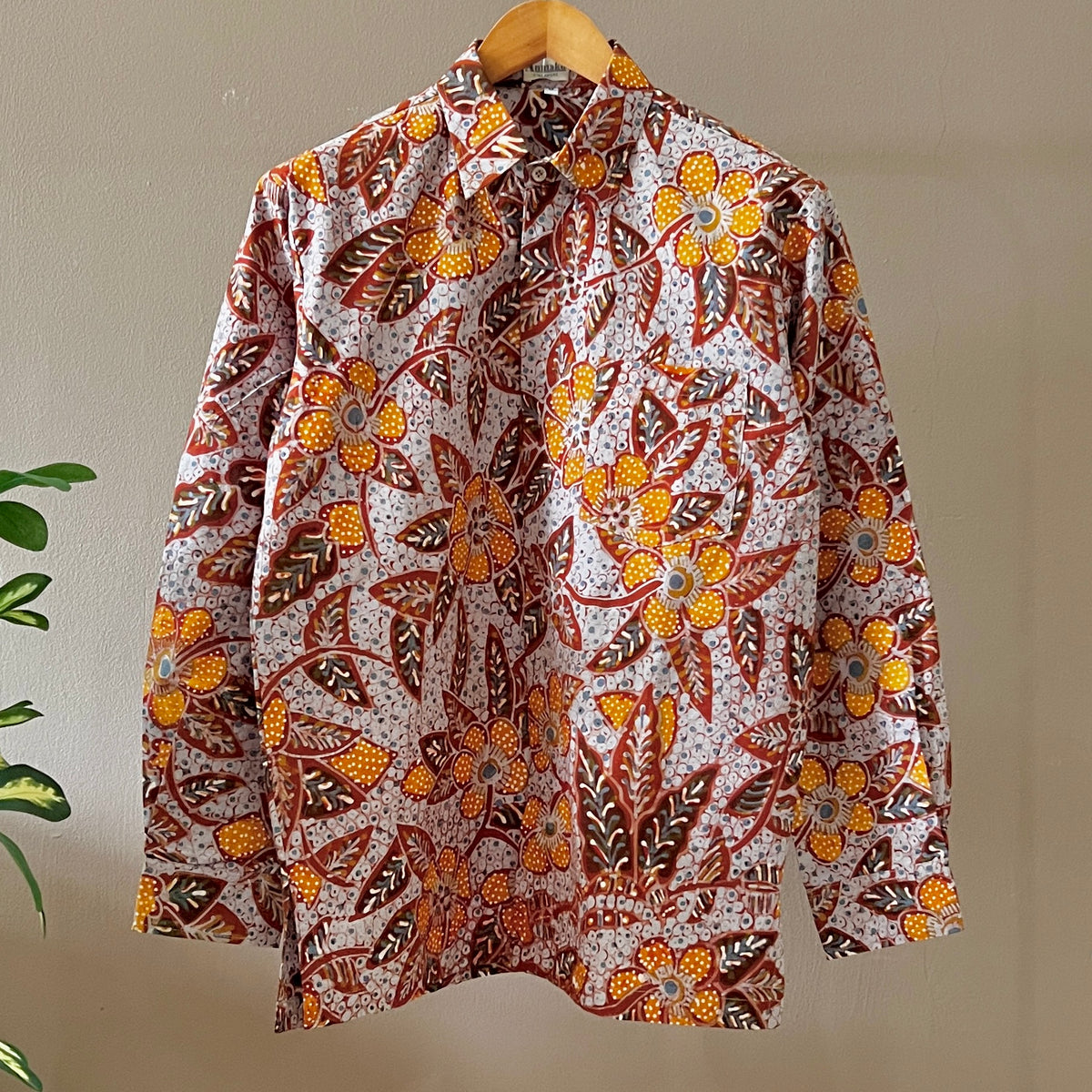 Premium Batik Tulis Select Men's Long Sleeve Shirt - M