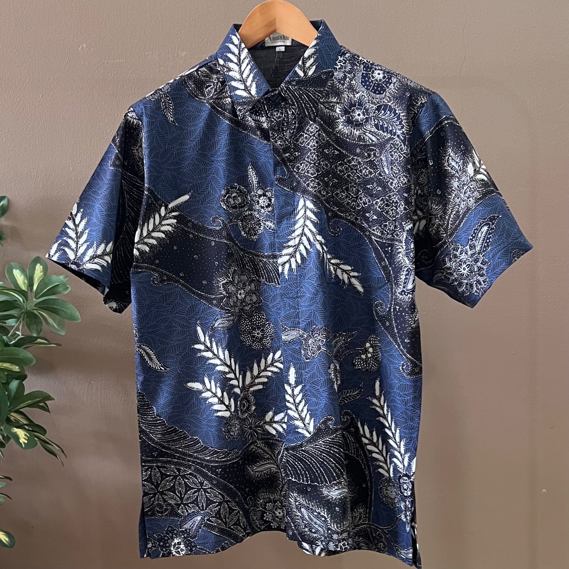 Regular Batik Men's Short Sleeve Shirt