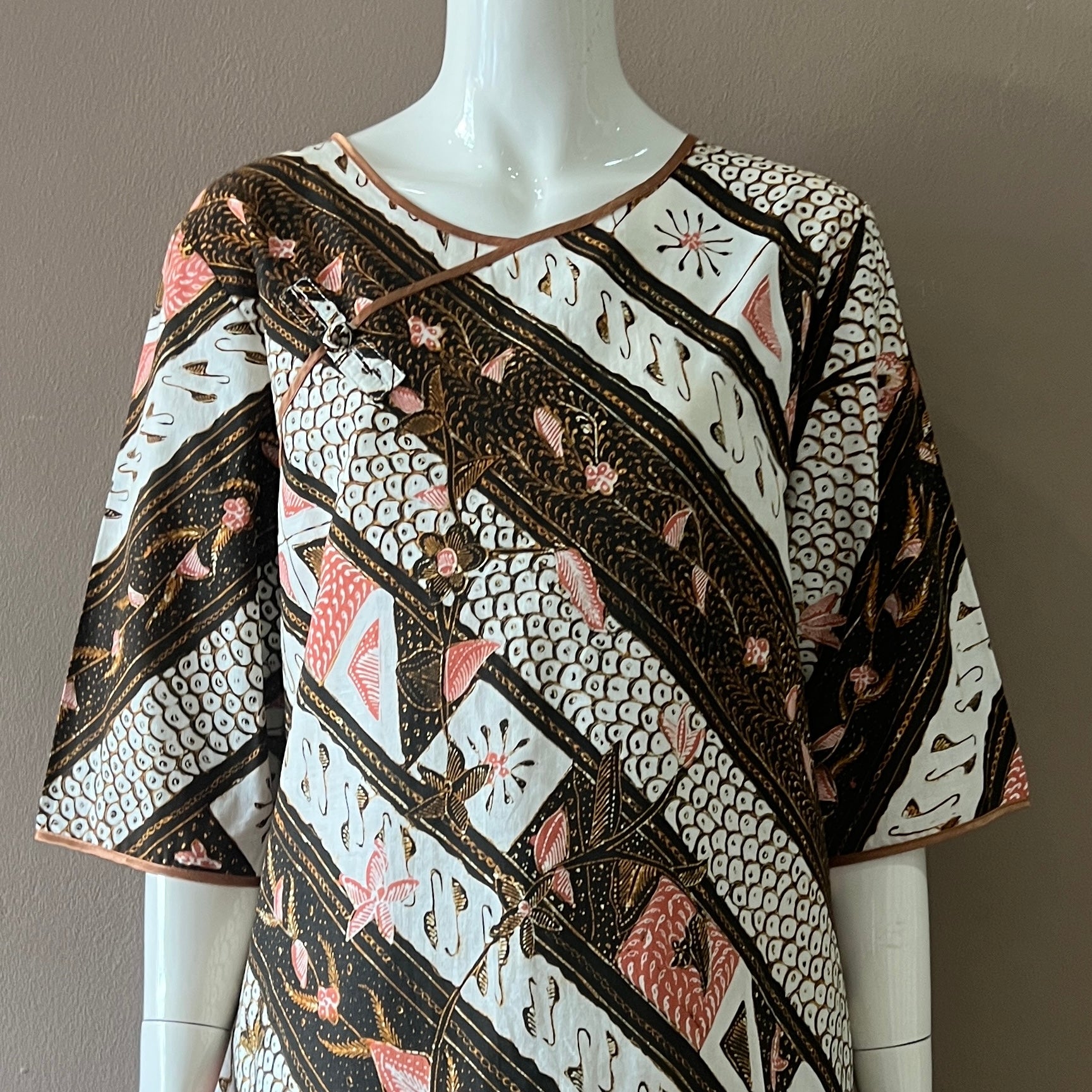 Classic Pankou 3/4 Sleeve Dress - L