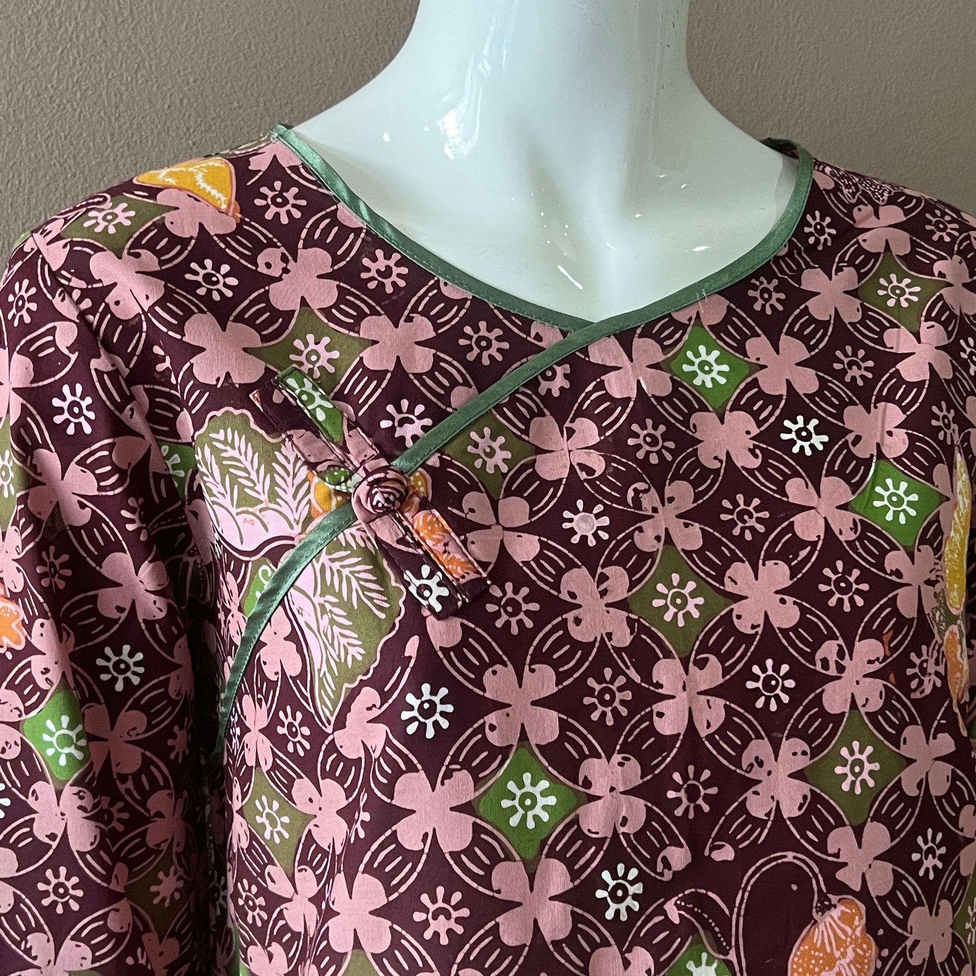 Classic Pankou 3/4 Sleeve Dress - M