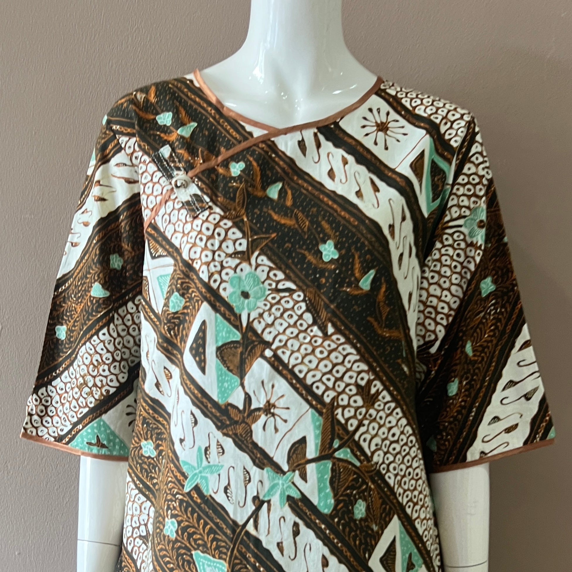 Classic Pankou 3/4 Sleeve Dress - L