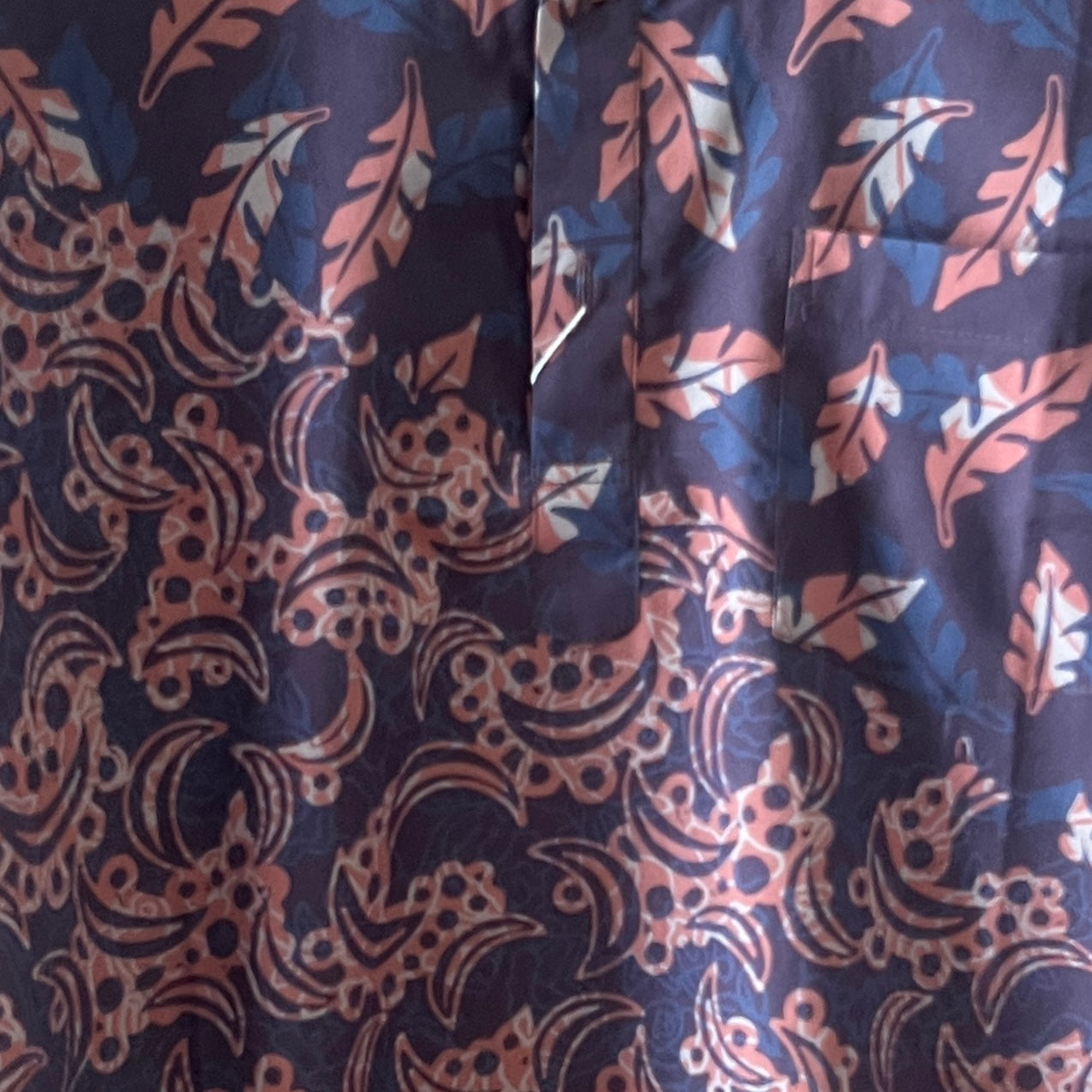 Batik Men's Mandarin Collar Shirt - L