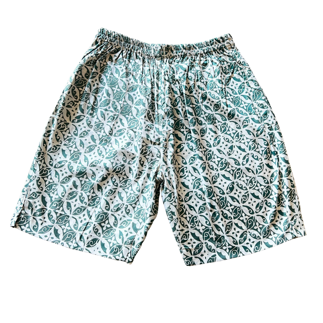 Batik Men's Shorts - M