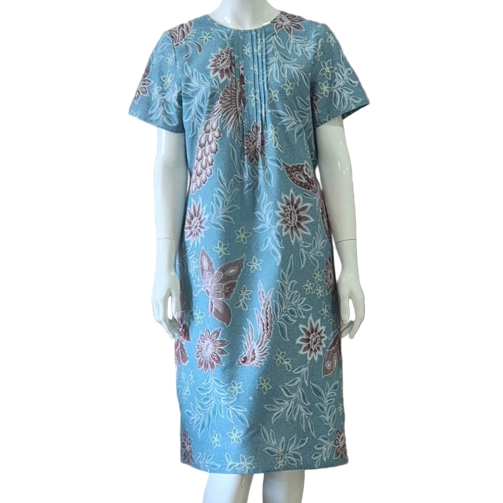 Front Pintuck Dress - M