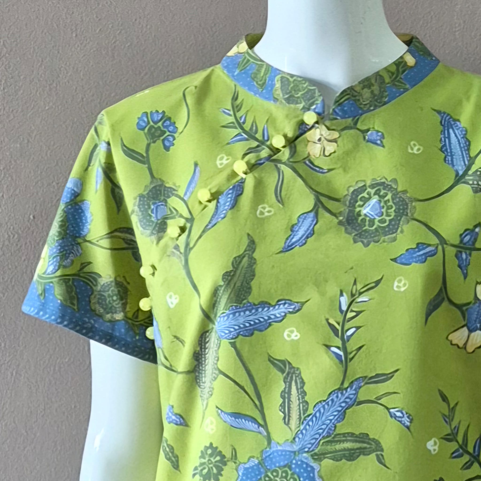 Batik Tulis Cheongsam Relax Dress - L