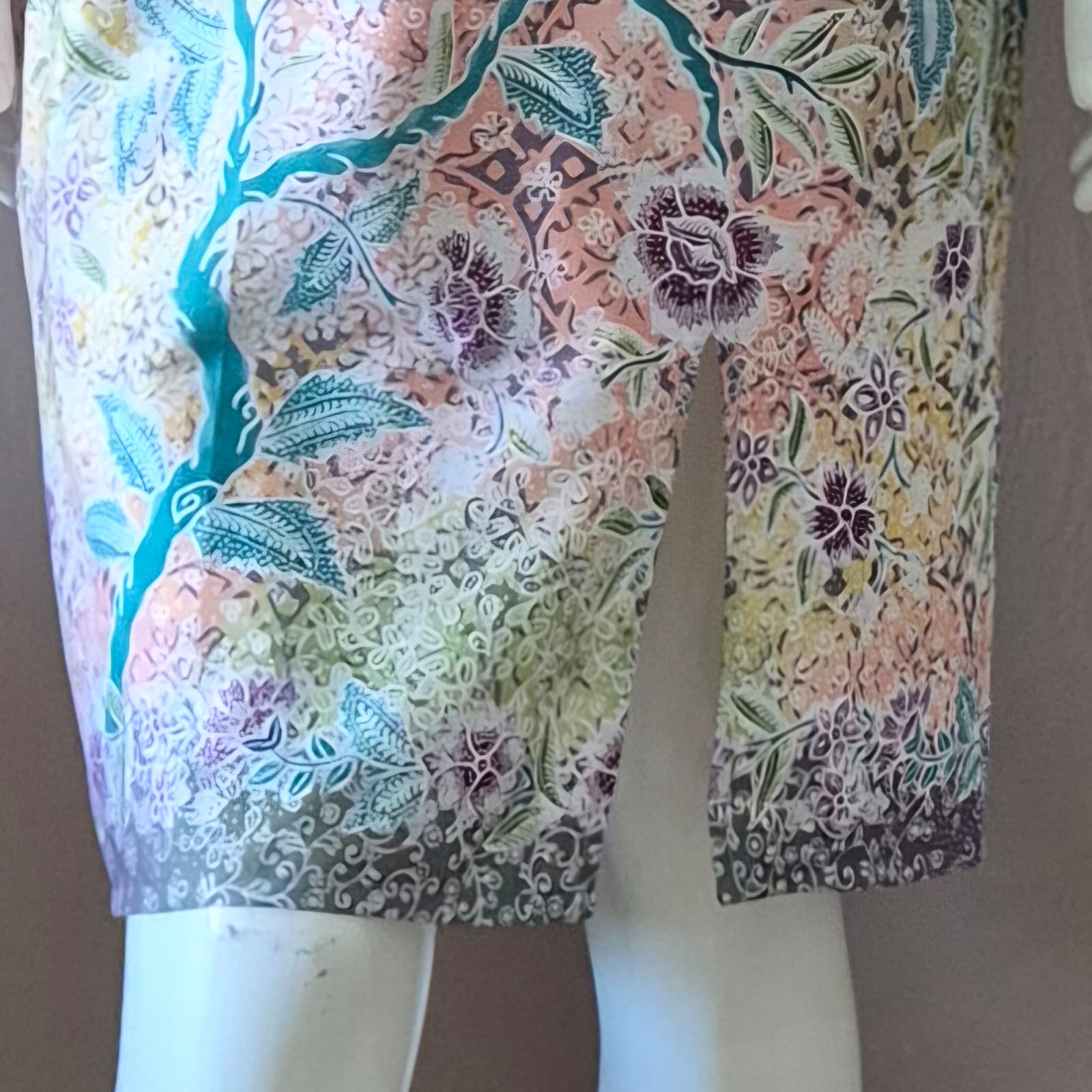 3 Button Round Neck Slim Fit Dress - XS