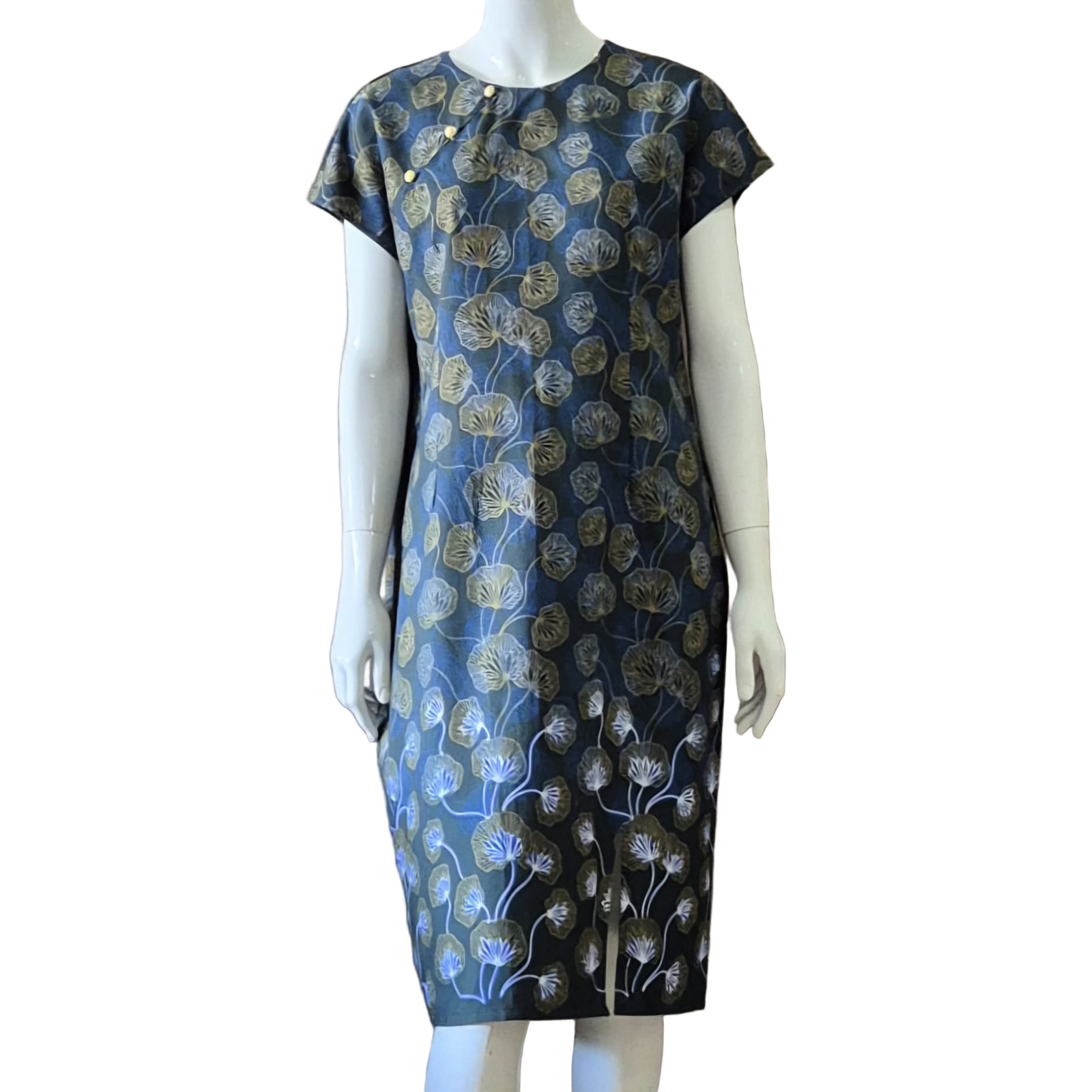 3 Button Round Neck Slim Fit Dress - L