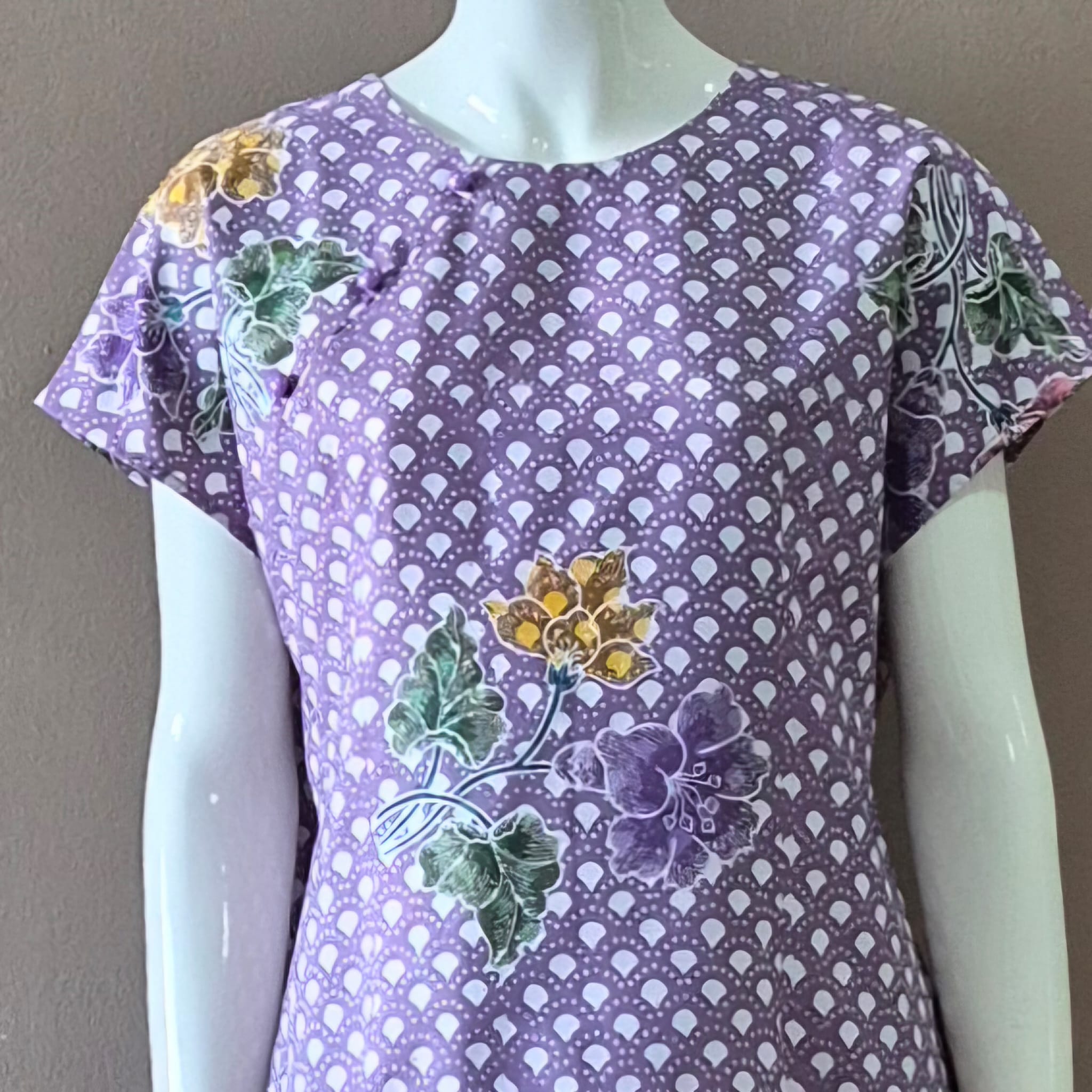 3 Button Round Neck Slim Fit Dress - XL