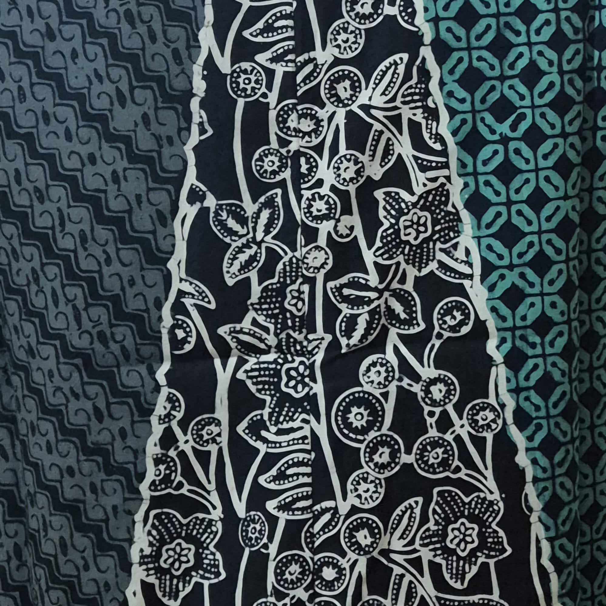 Casual Mandarin Collar Top - S