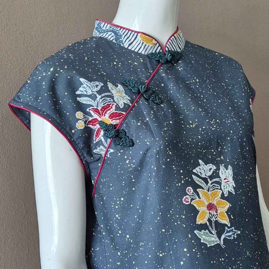 Batik Nyonya Cheongsam Dress -M