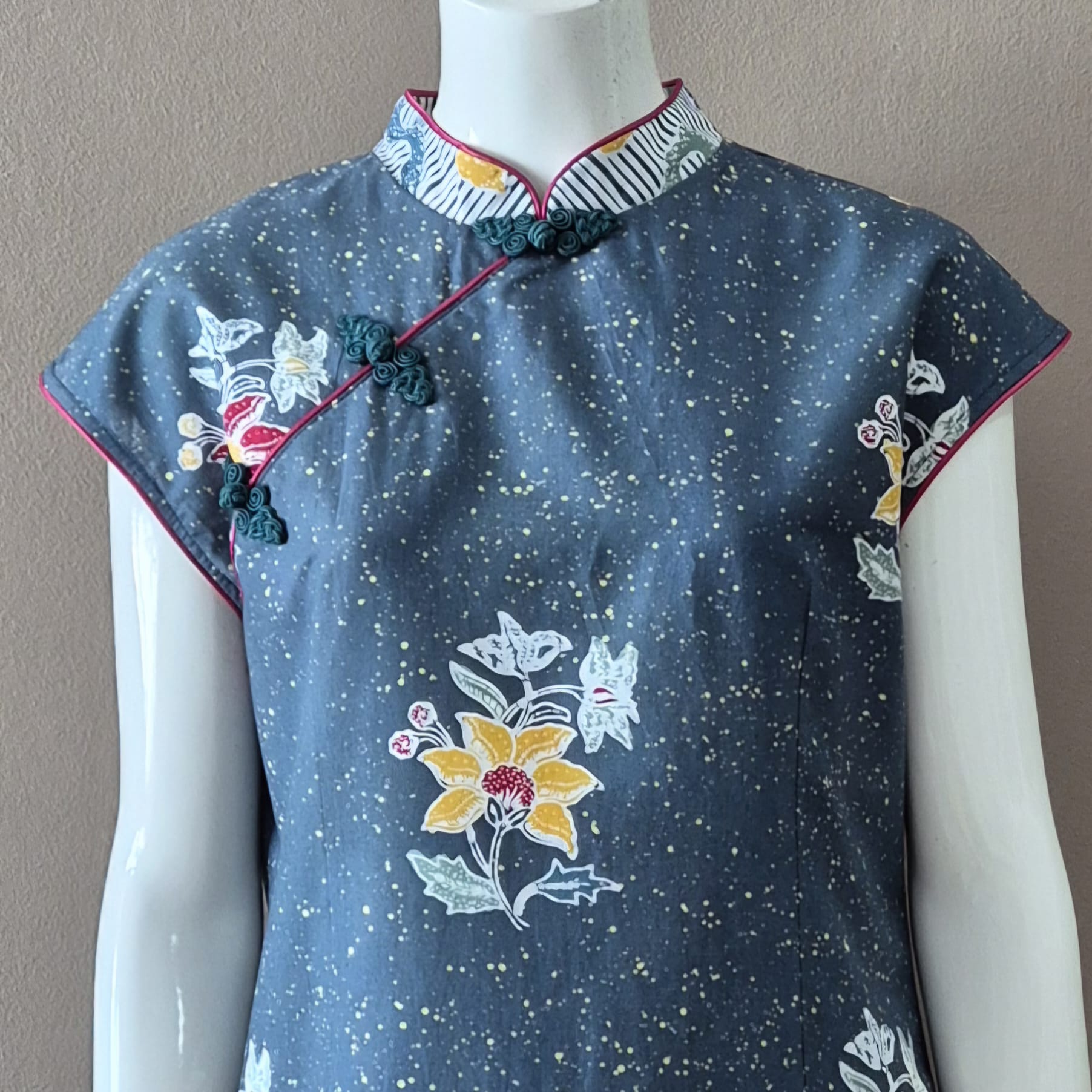 Batik Nyonya Cheongsam Dress -M