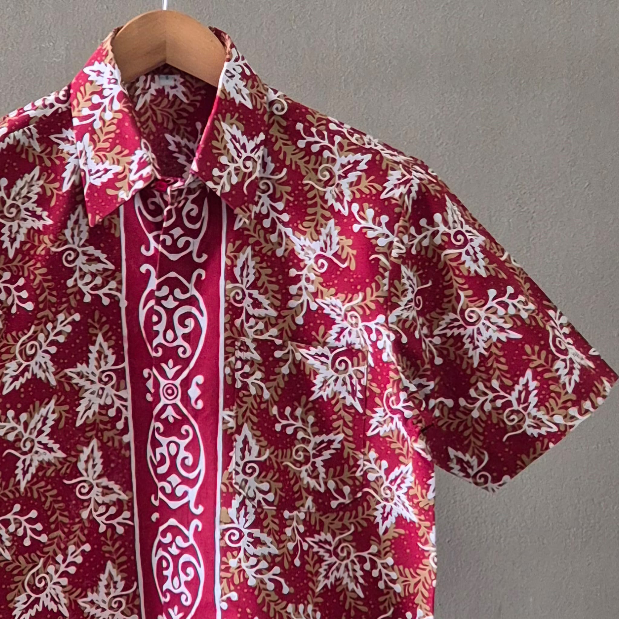 Men's Batik Linen Short Sleeve Shirt - S