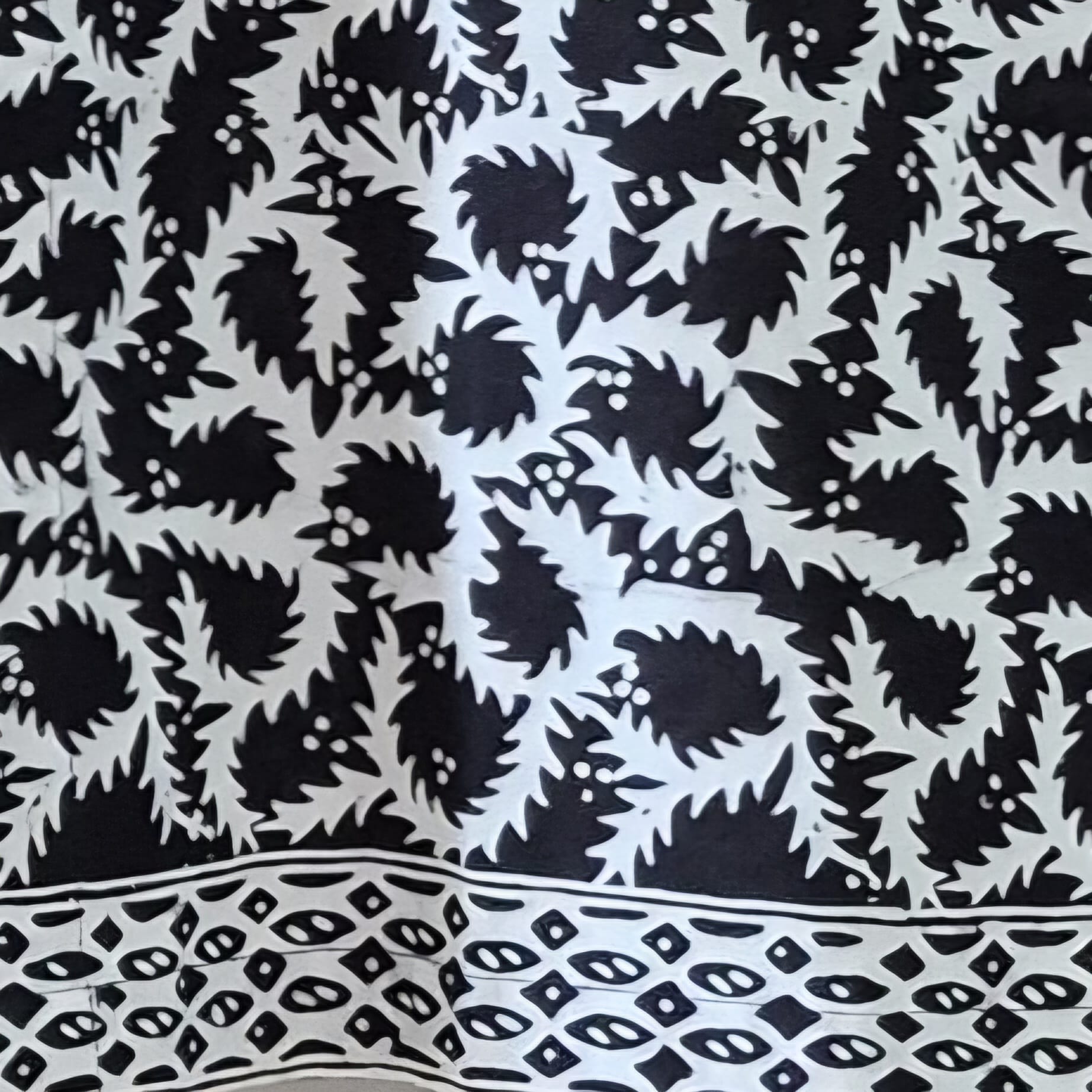 Men's Batik Linen Short Sleeve Shirt - L