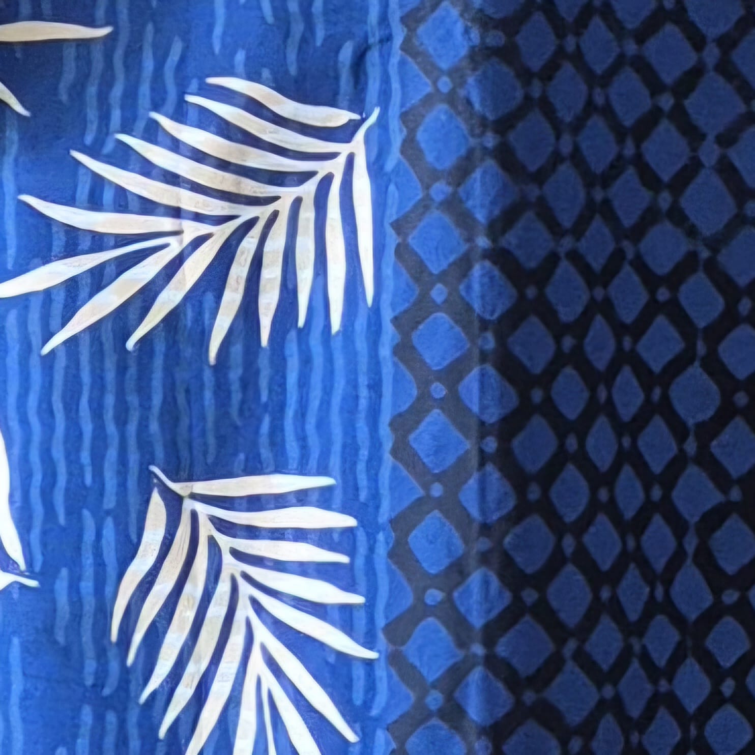 Batik Men's Short Sleeve Shirt