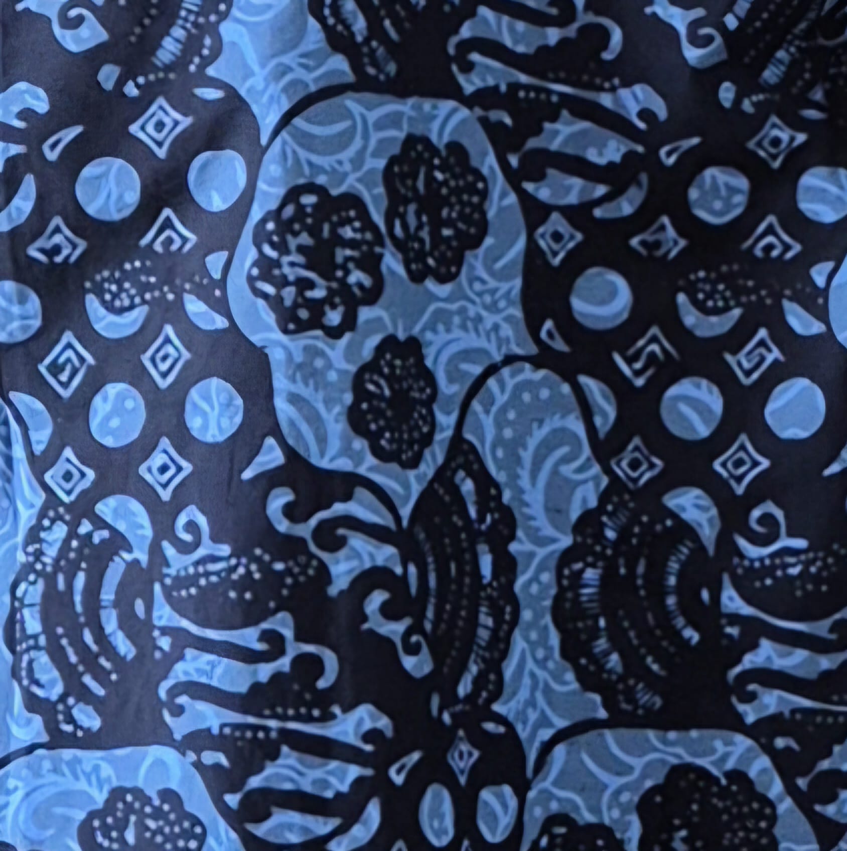 Batik Men's Short Sleeve Shirt - M