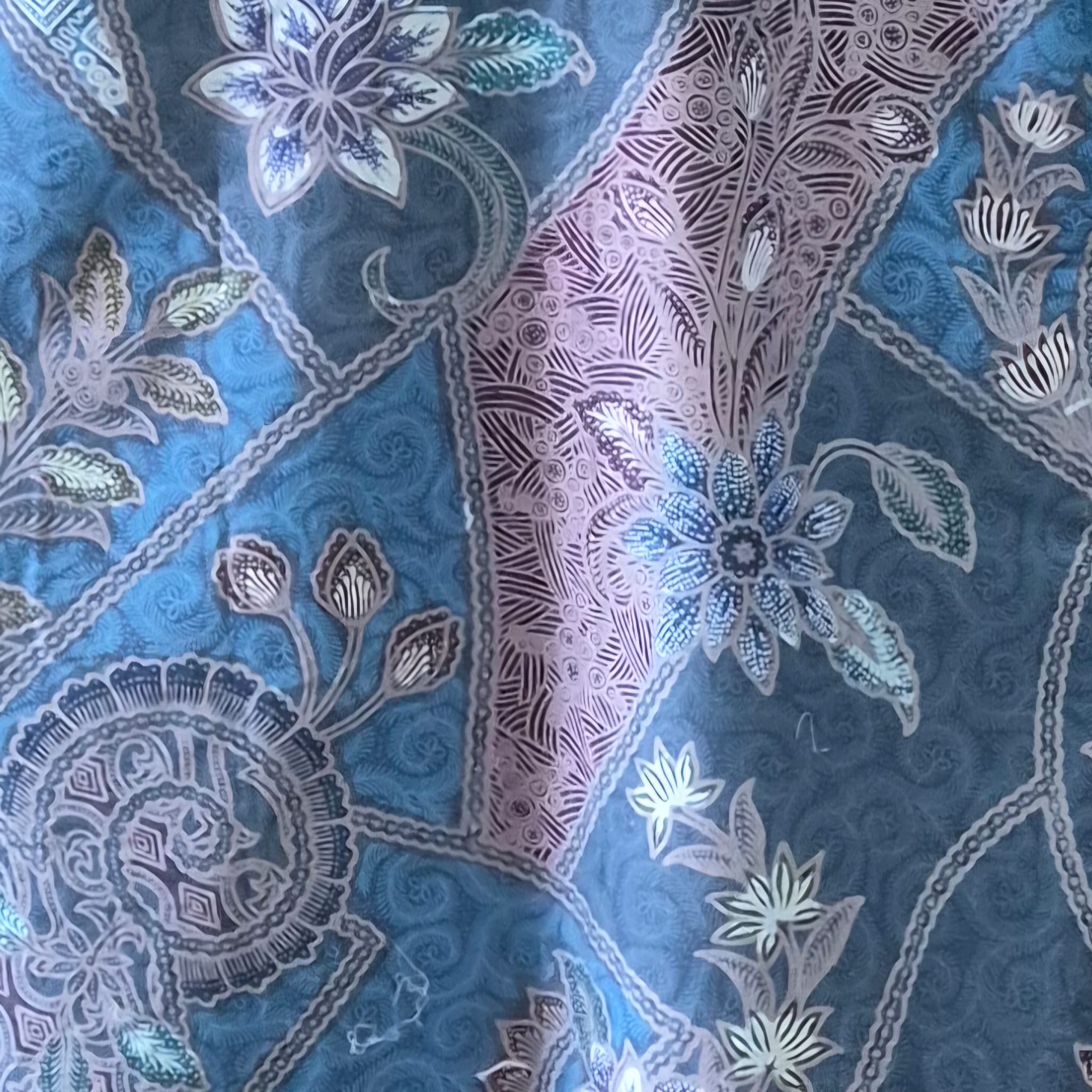 Regular Batik Men's Short Sleeve Shirt