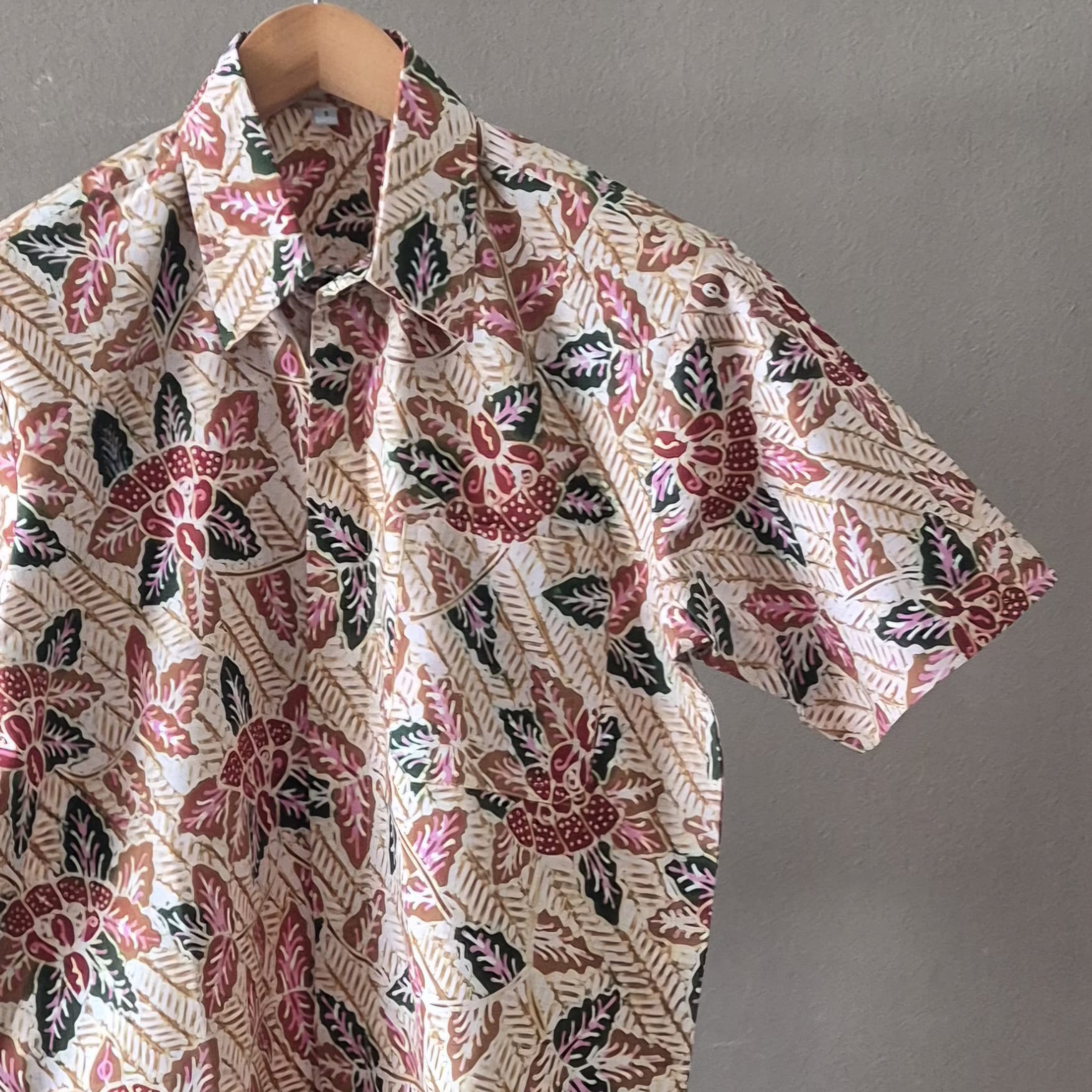Premium Batik Tulis Select Men's Shirt - S