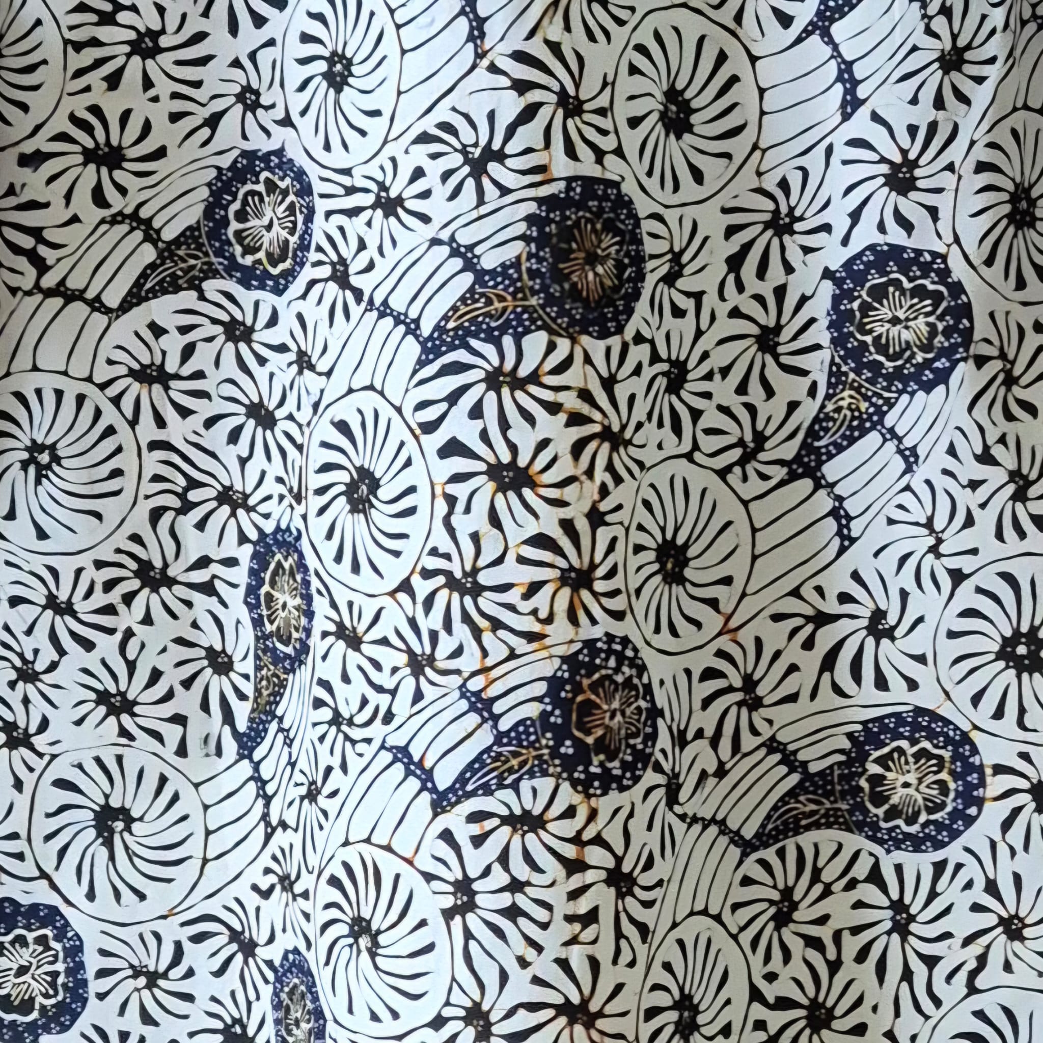Premium Batik Tulis Supreme Men's Long Sleeve Shirt - M