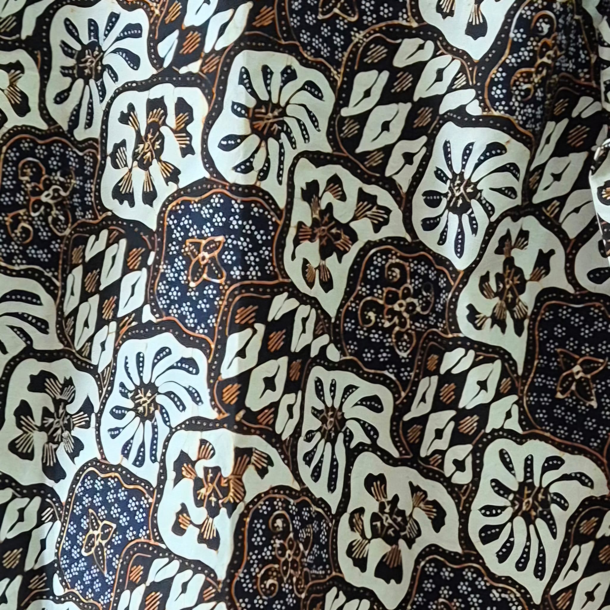 Premium Batik Tulis Supreme Men's Long Sleeve Shirt - S