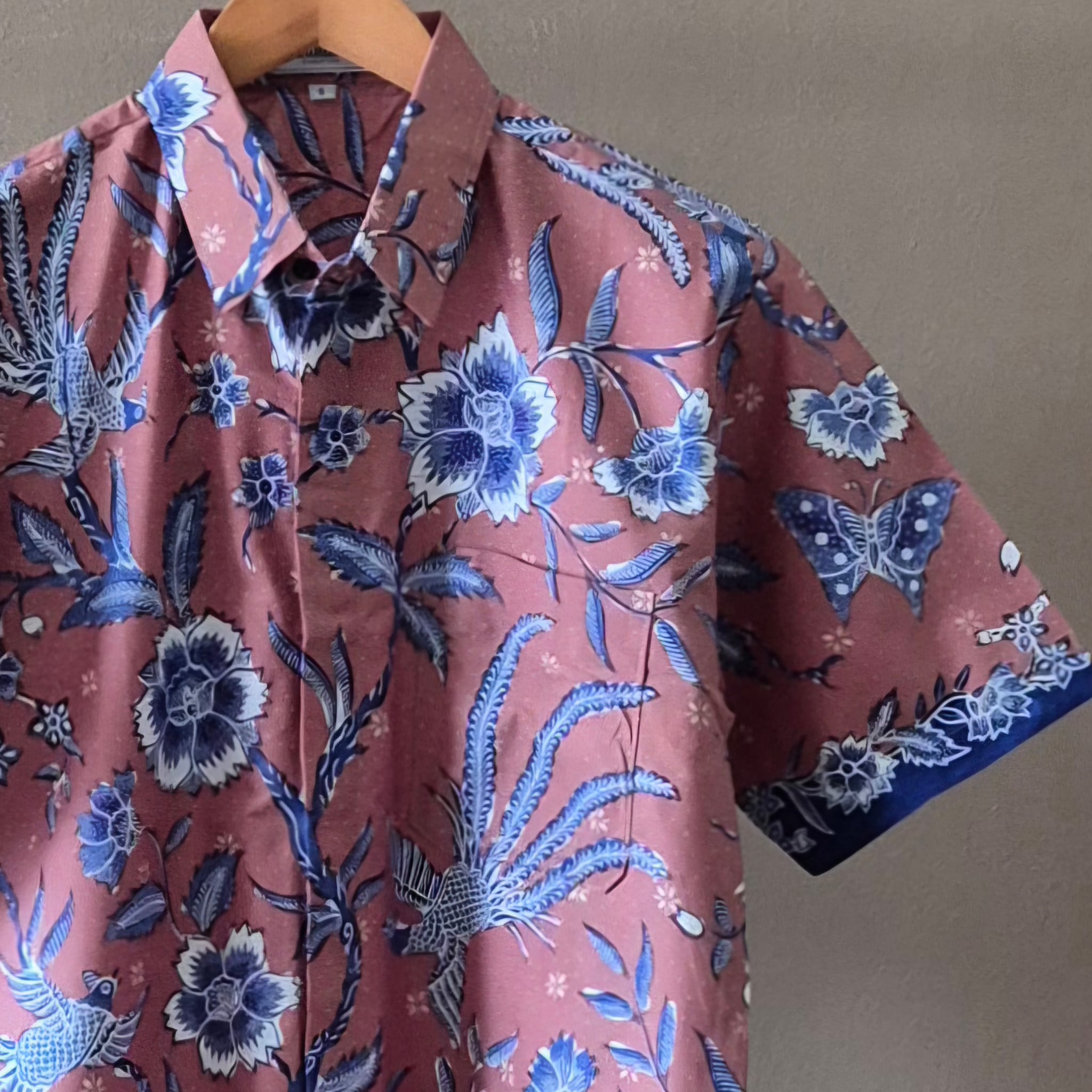 Regular Batik Men's Short Sleeve Shirt