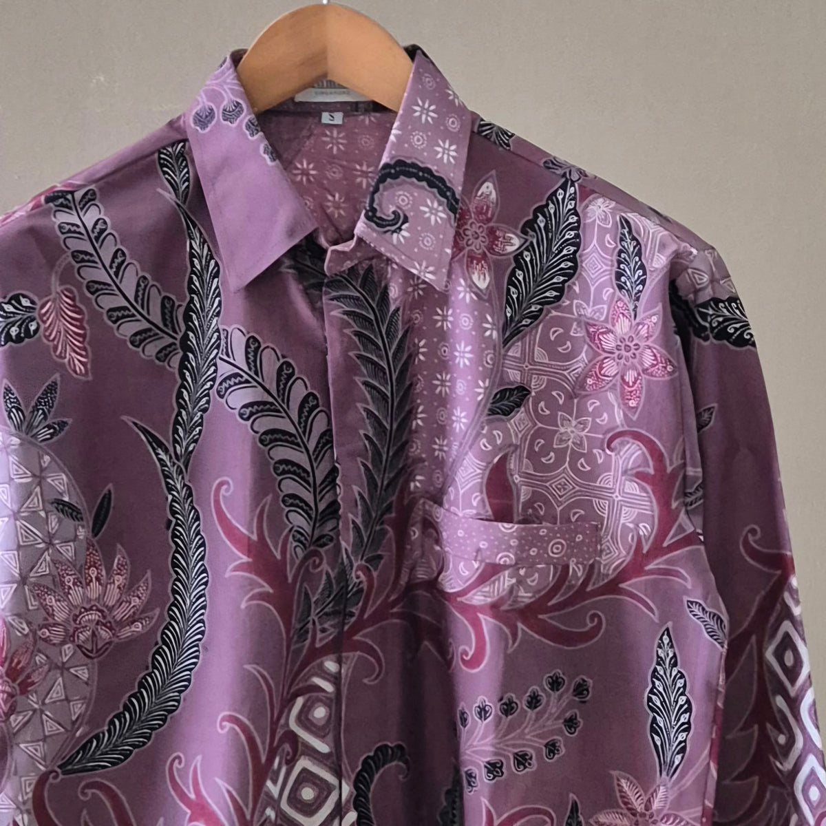 Regular Batik Men's Long Sleeve Shirt