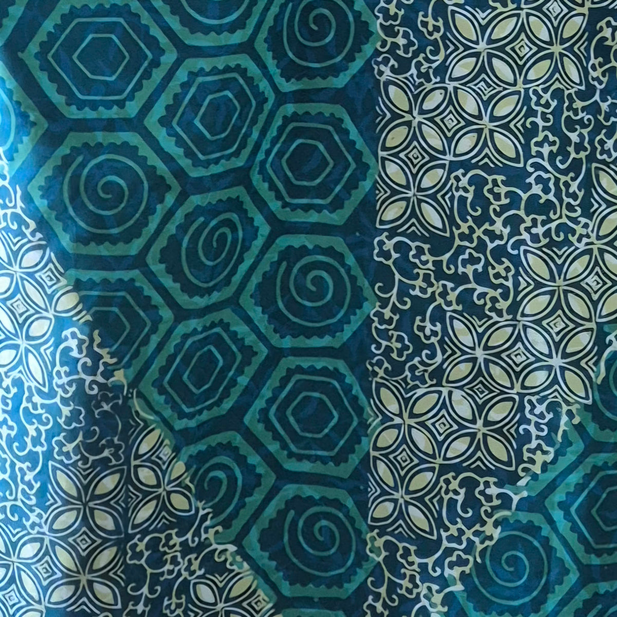 Batik Men's Short Sleeve Shirt