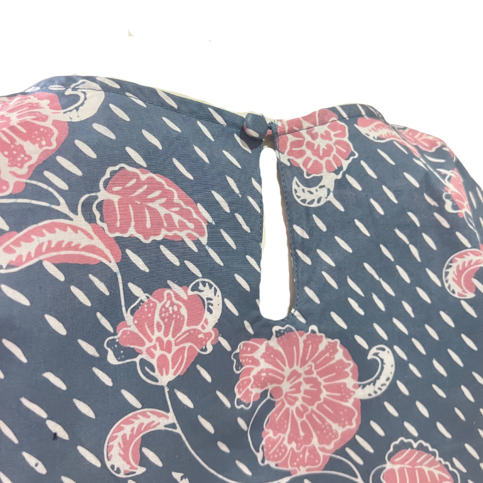V Neck Tuck Top - S