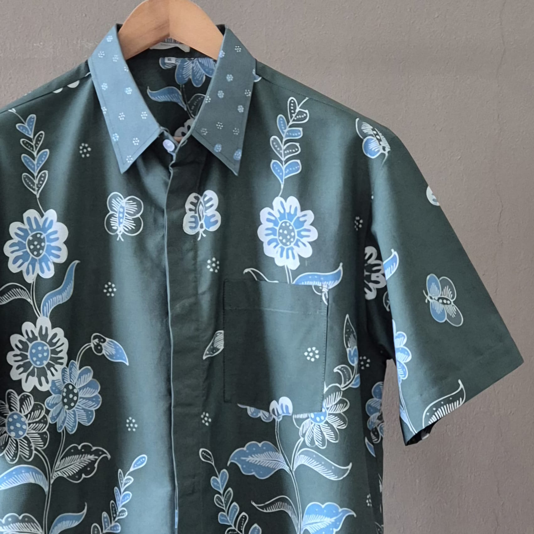 Premium Batik Tulis Select Men's Shirt - XL