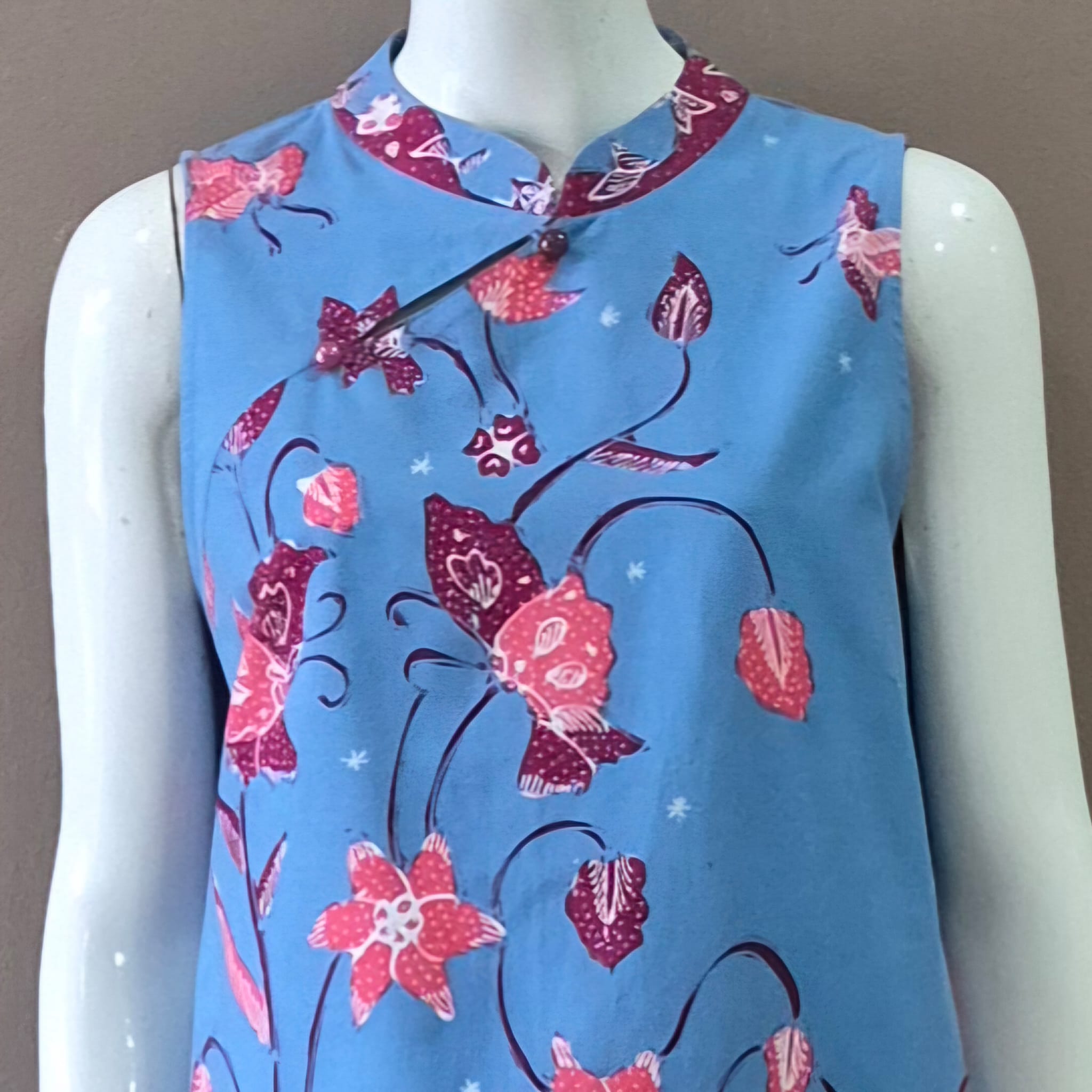 Batik Tulis 2 Buttons Cheongsam Relax Dress - L