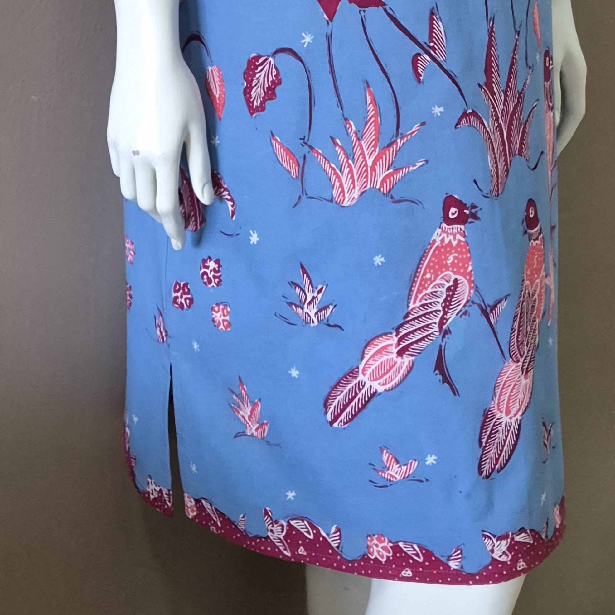 Batik Tulis 2 Buttons Cheongsam Relax Dress - L